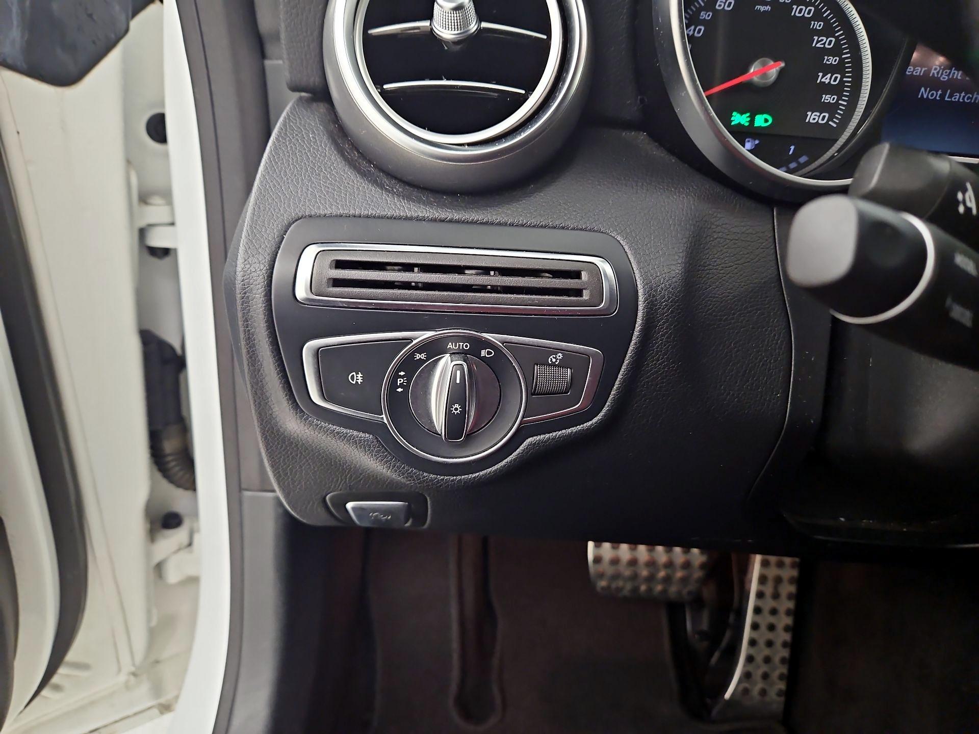 Thumbnail: 2017 Mercedes-Benz C-Class - 13