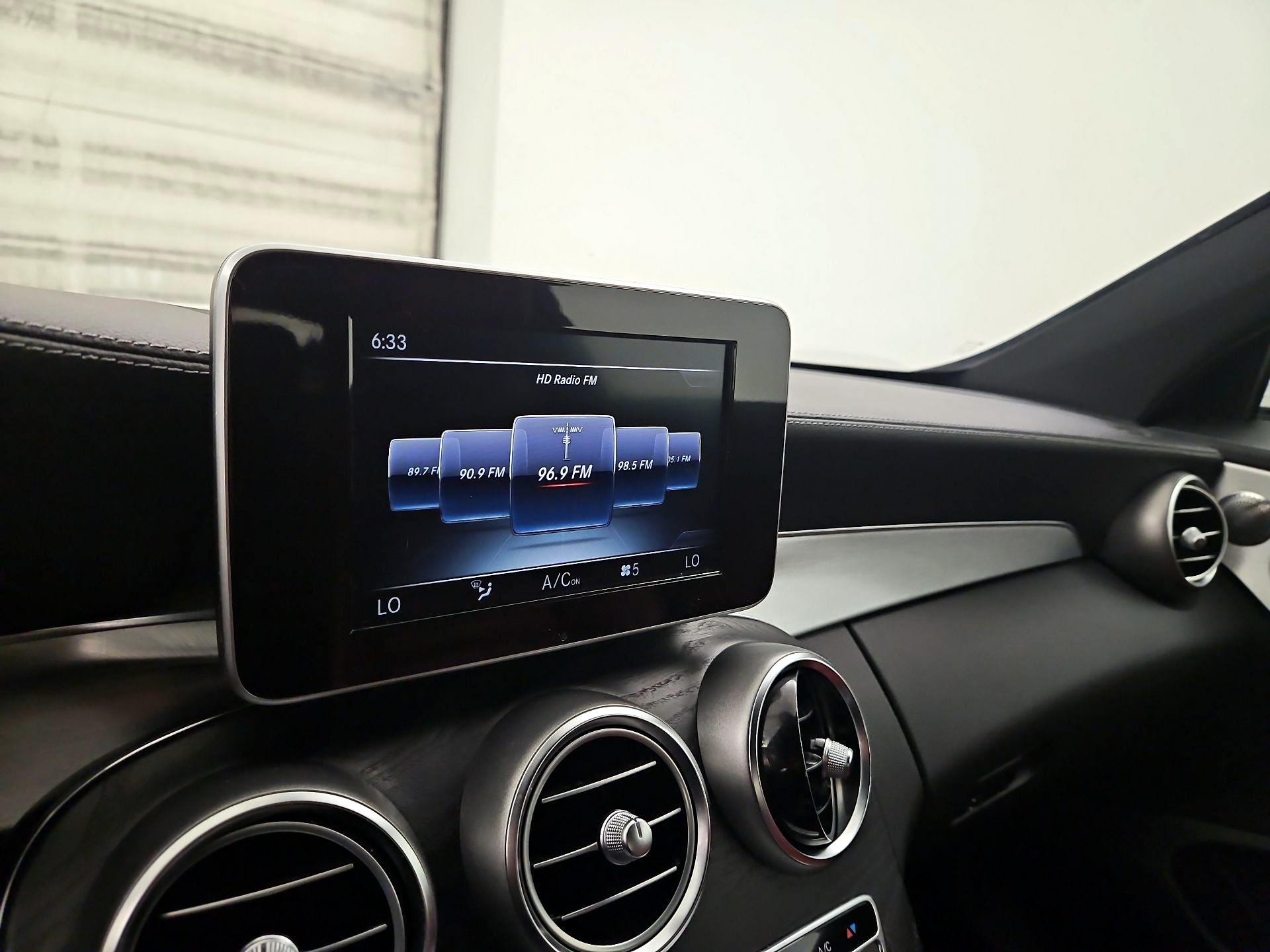 Thumbnail: 2017 Mercedes-Benz C-Class - 15