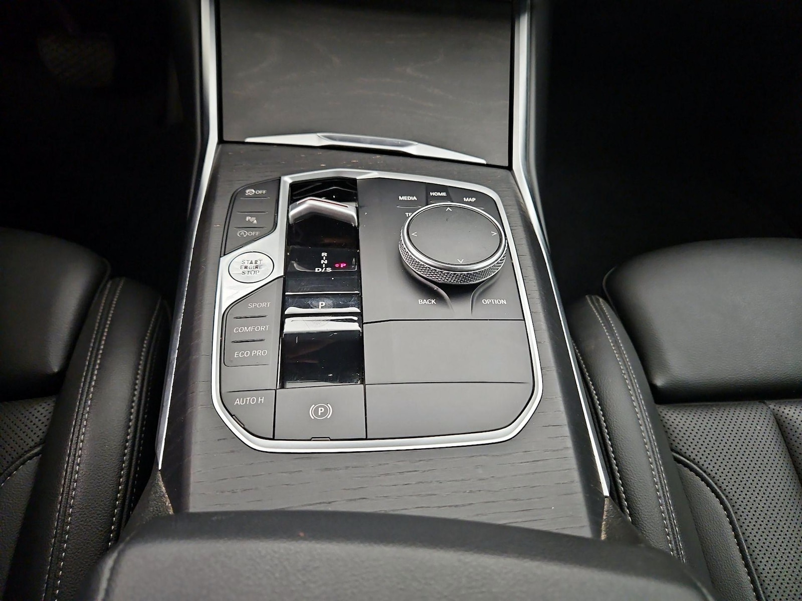 2023 BMW 3 Series 330i - Photo 19
