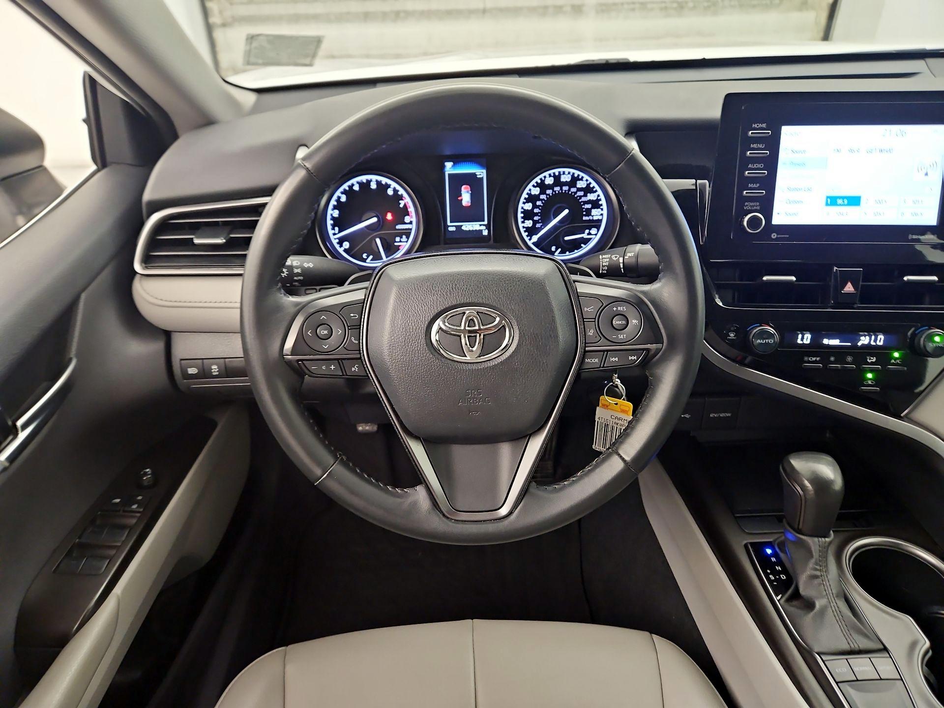 Thumbnail: 2023 Toyota Camry - 10