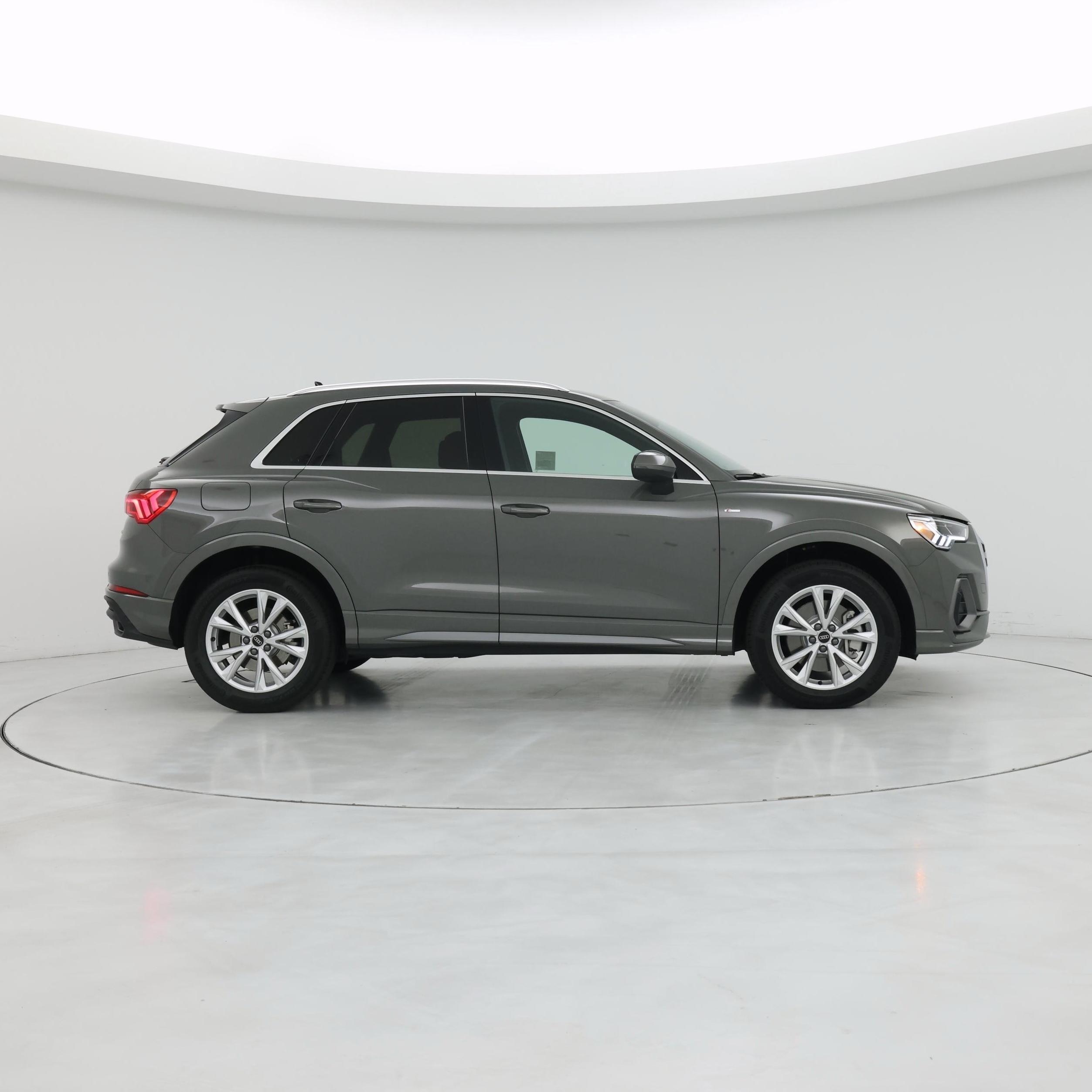Thumbnail: 2025 Audi Q3 - 7