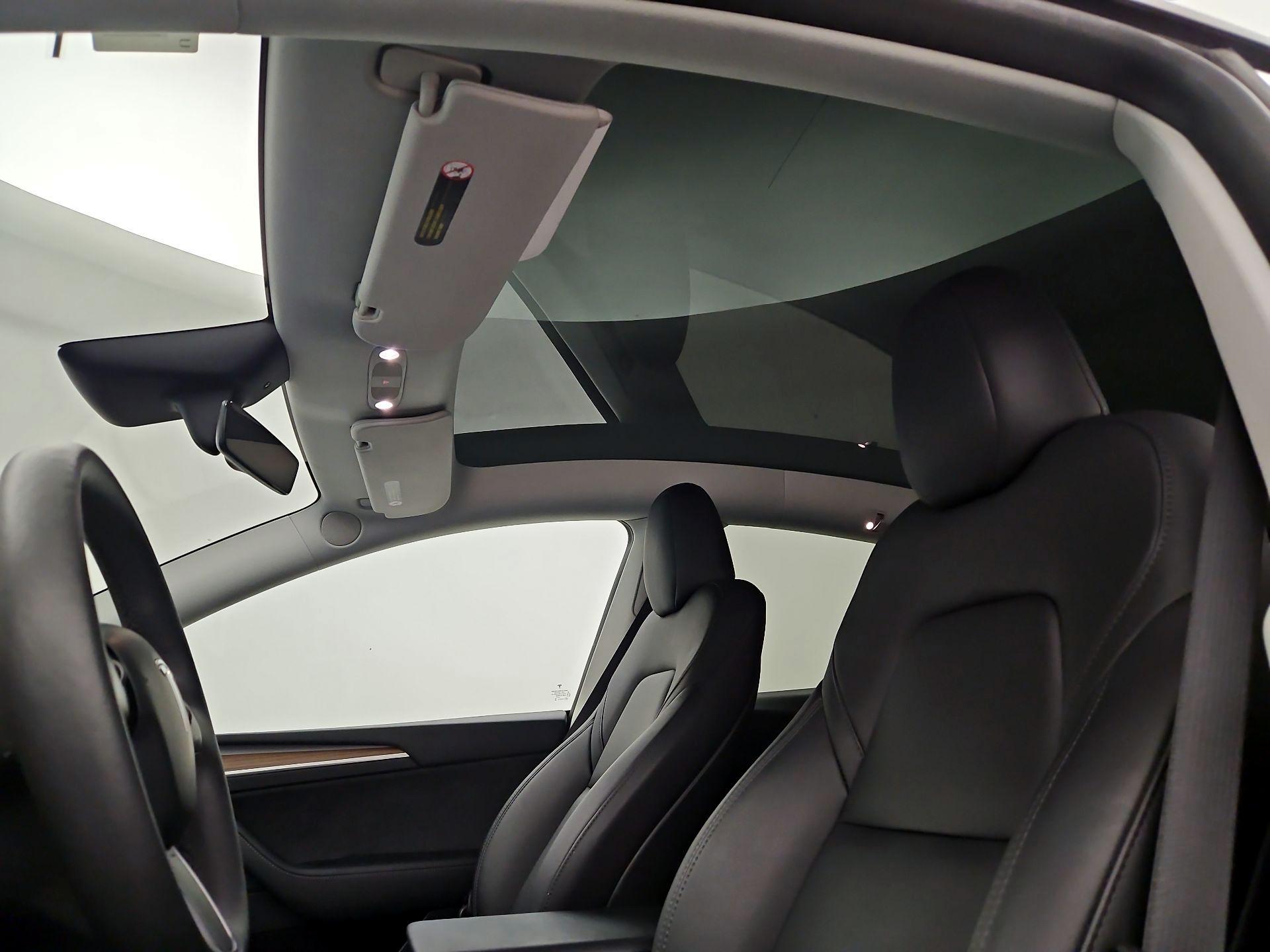 Thumbnail: 2023 Tesla Model Y - 19