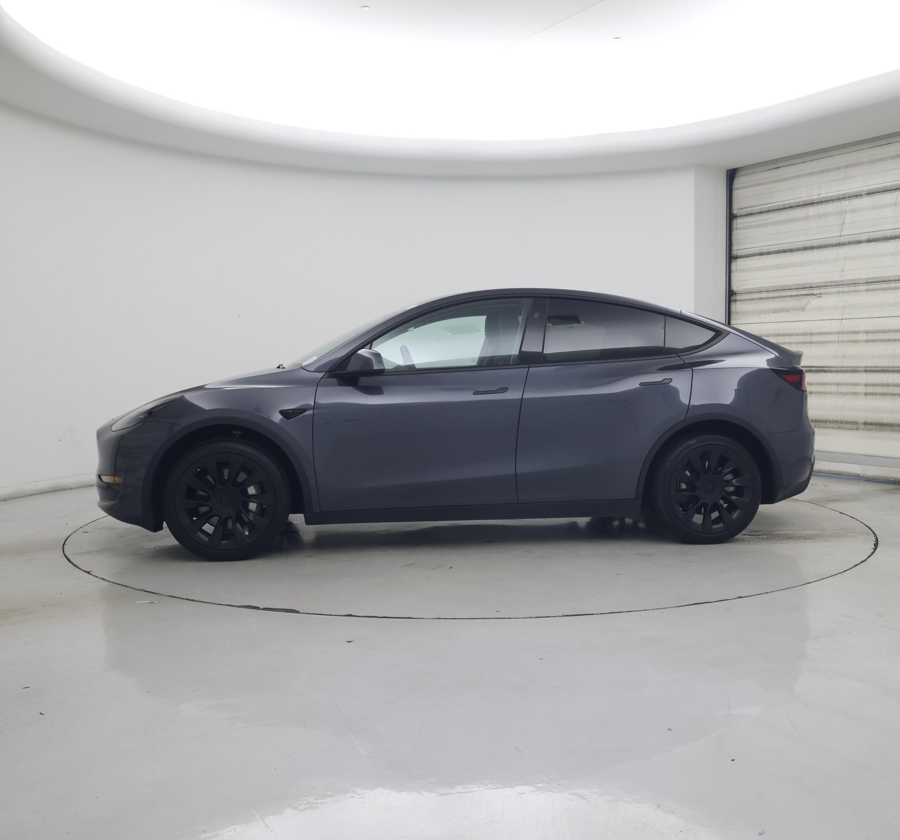 Thumbnail: 2023 Tesla Model Y - 3
