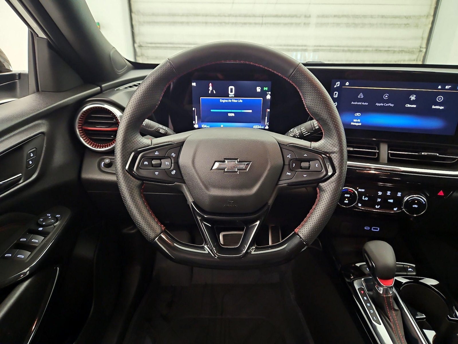 2025 Chevrolet Trax RS - Photo 11