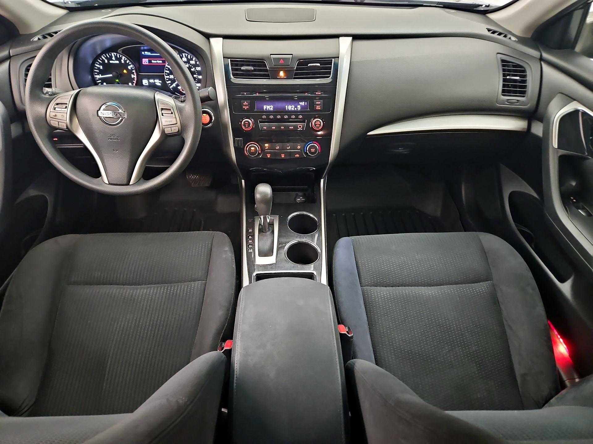 Thumbnail: 2014 Nissan Altima - 9