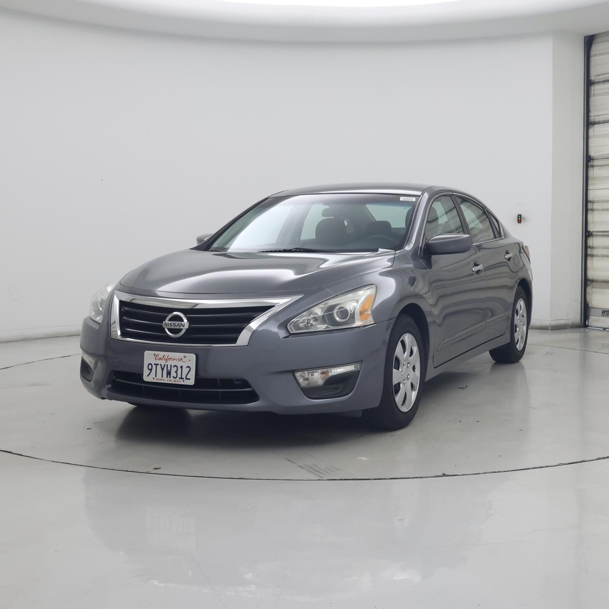 Thumbnail: 2014 Nissan Altima - 4