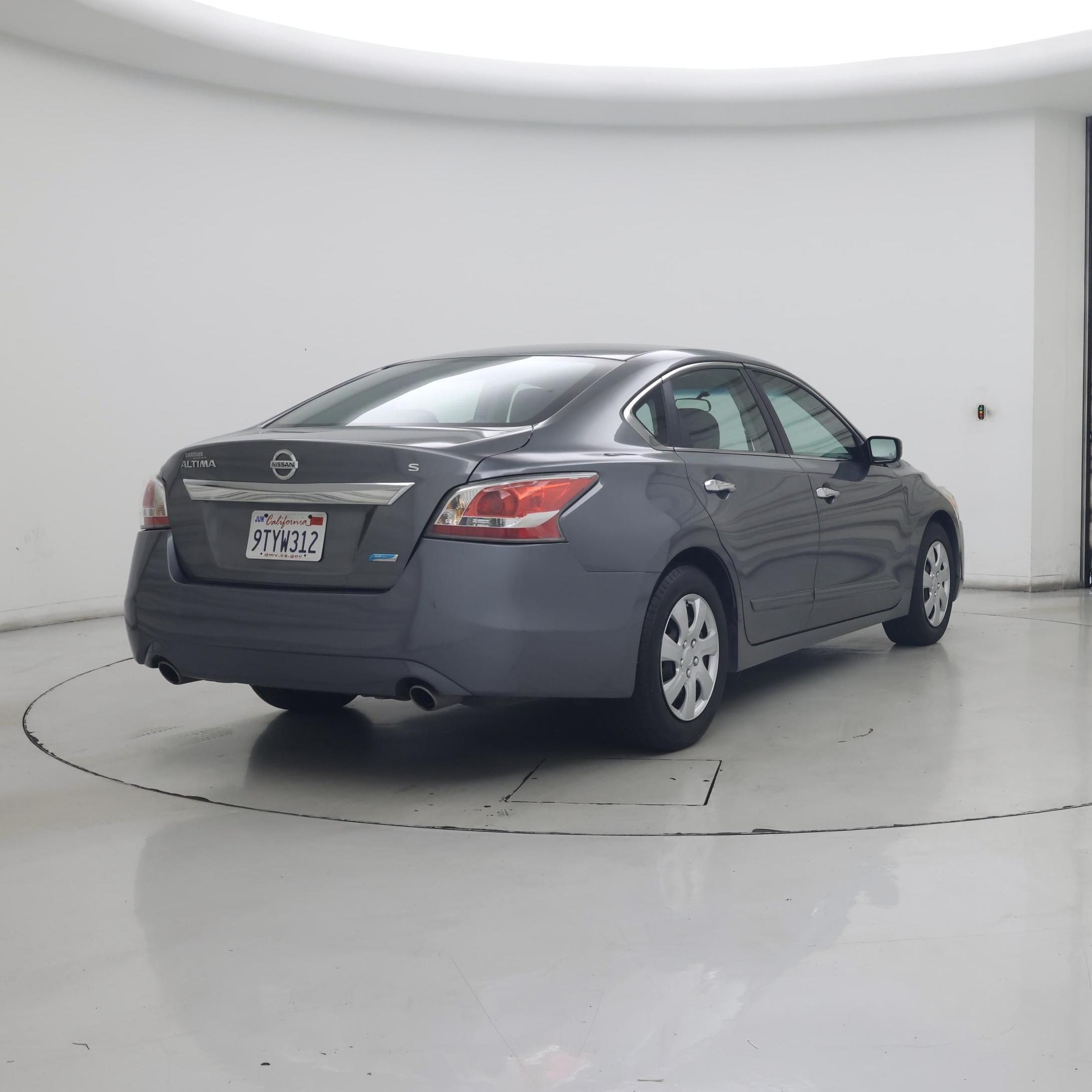 Thumbnail: 2014 Nissan Altima - 8