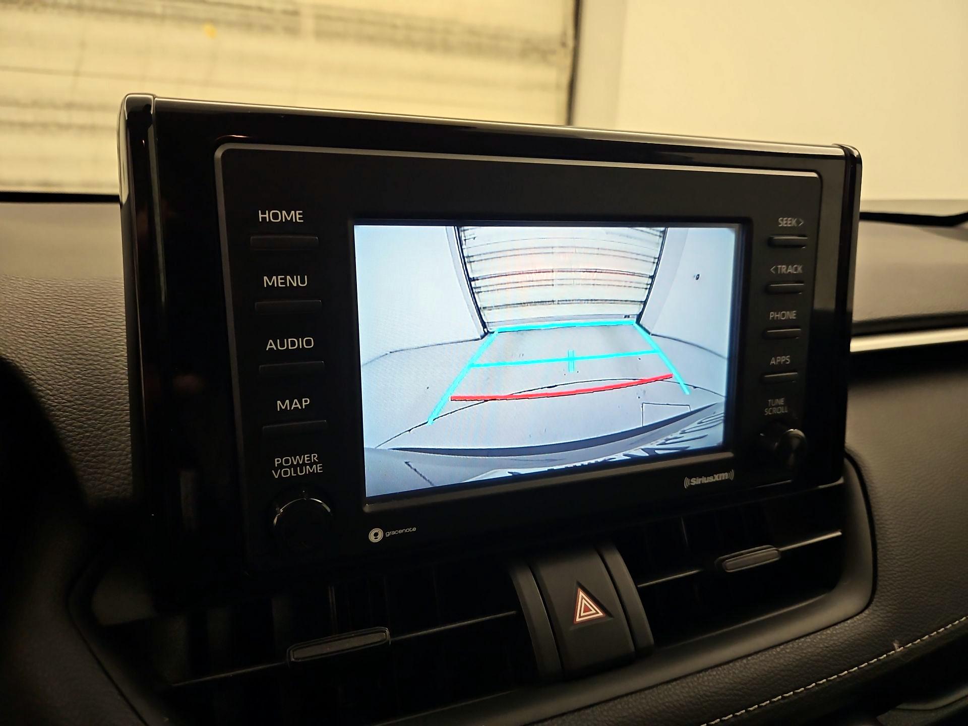 Thumbnail: 2020 Toyota RAV4 - 15