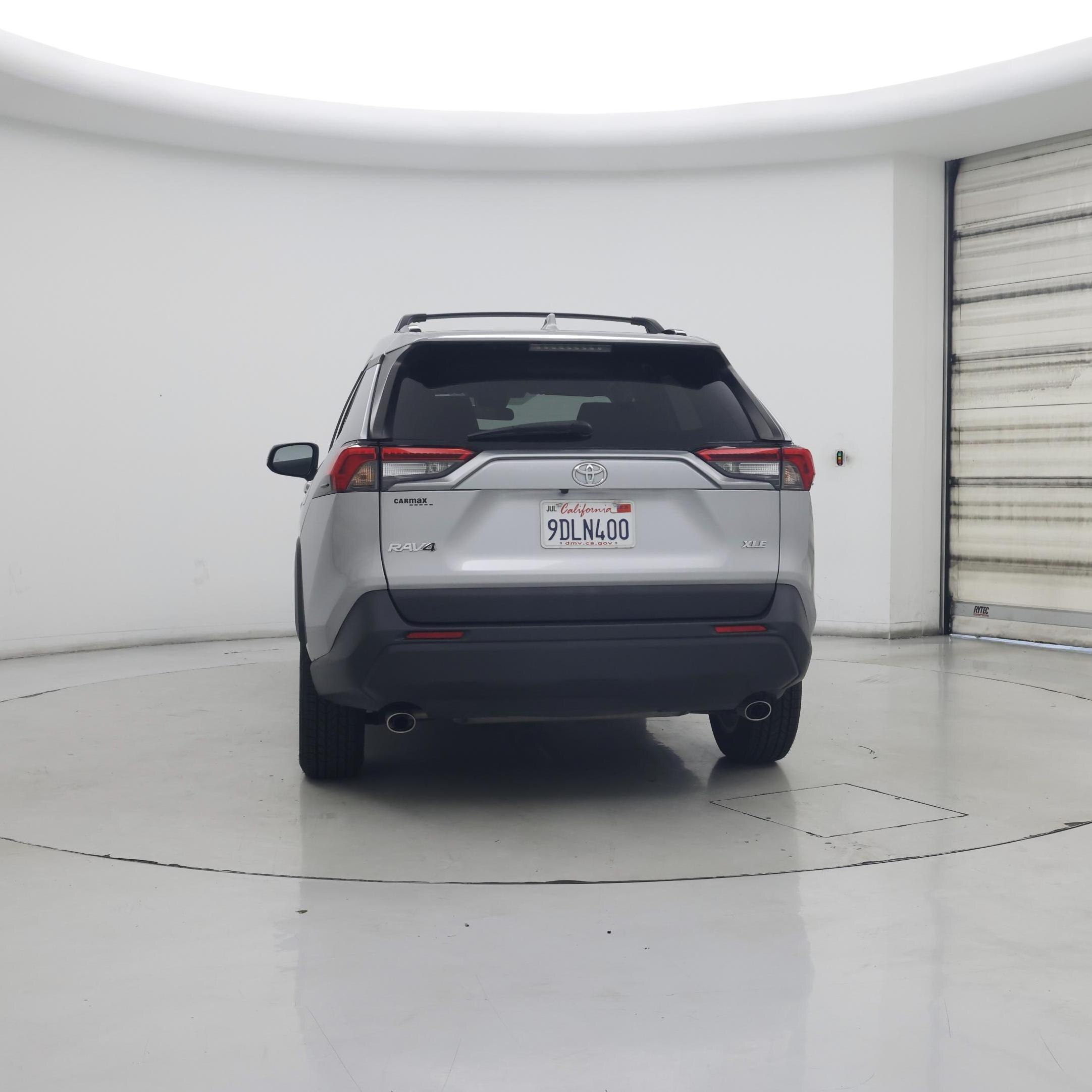 Thumbnail: 2020 Toyota RAV4 - 6