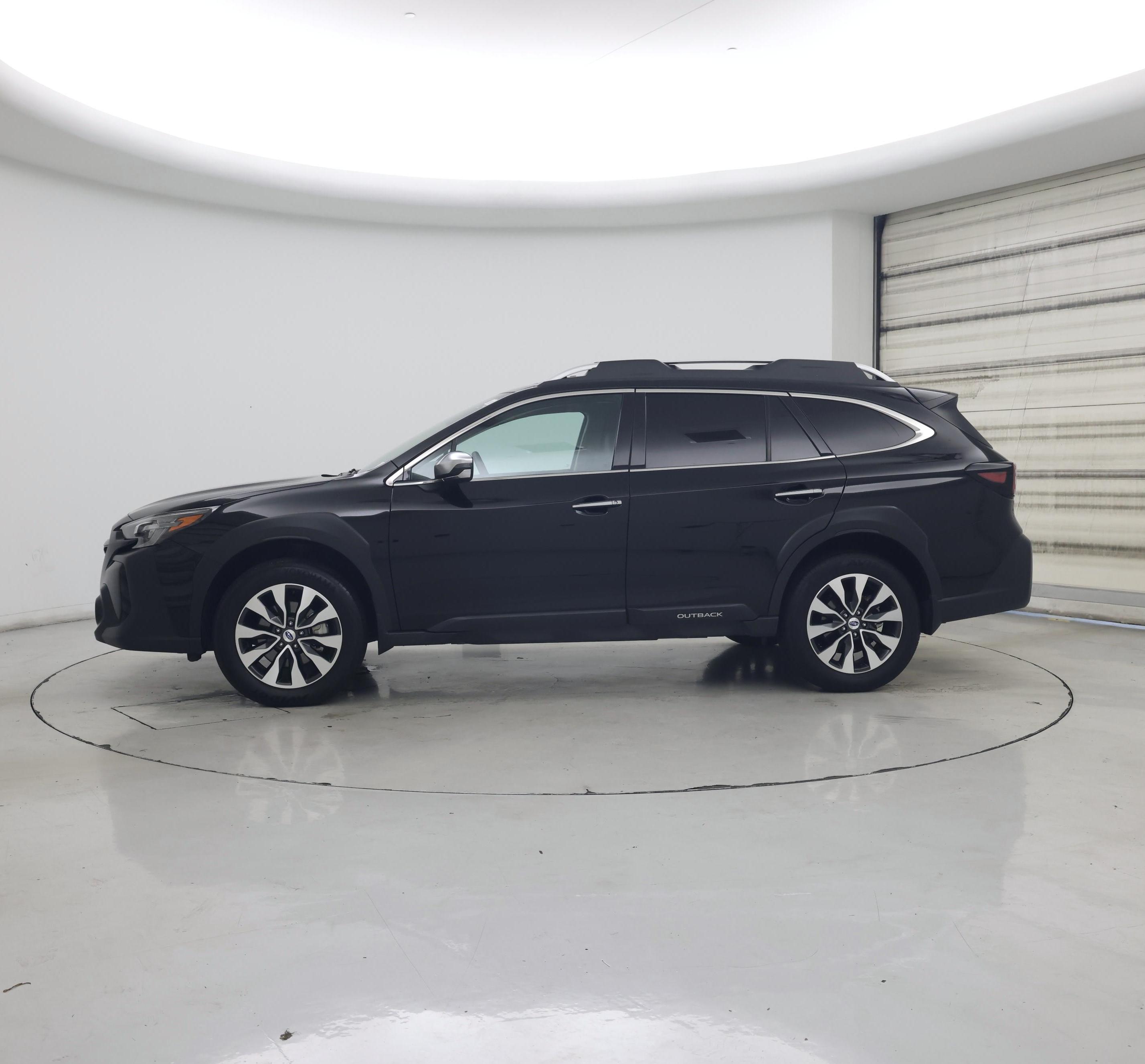 Thumbnail: 2025 Subaru Outback - 3