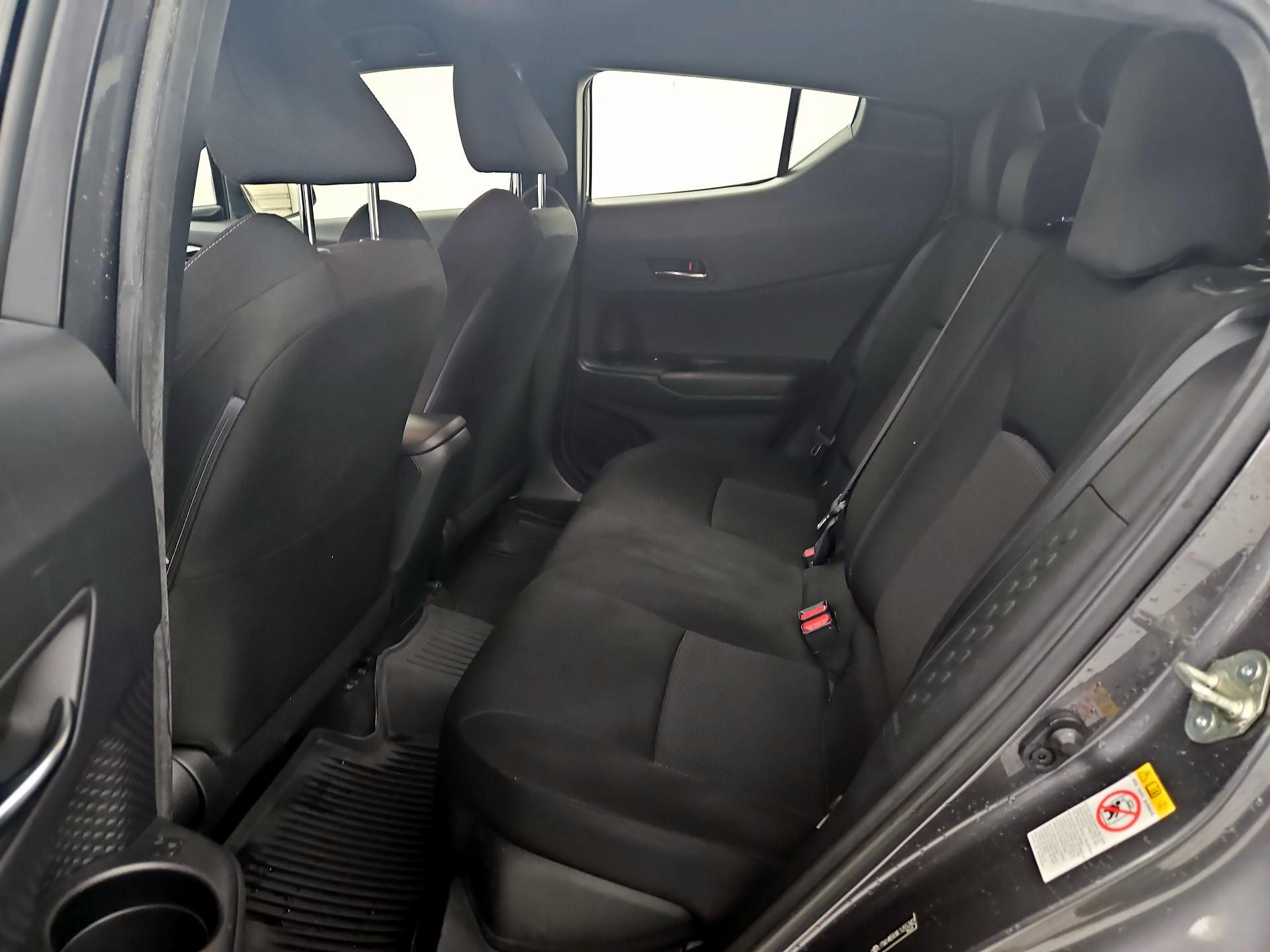 Thumbnail: 2019 Toyota C-HR - 19