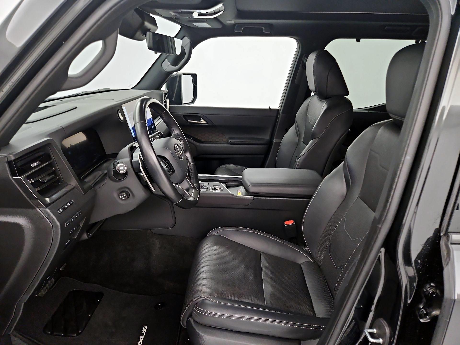 Thumbnail: 2024 Lexus GX - 11