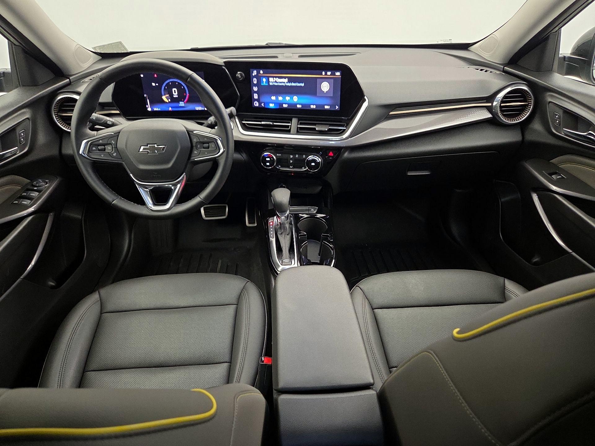 Thumbnail: 2025 Chevrolet Trax - 9