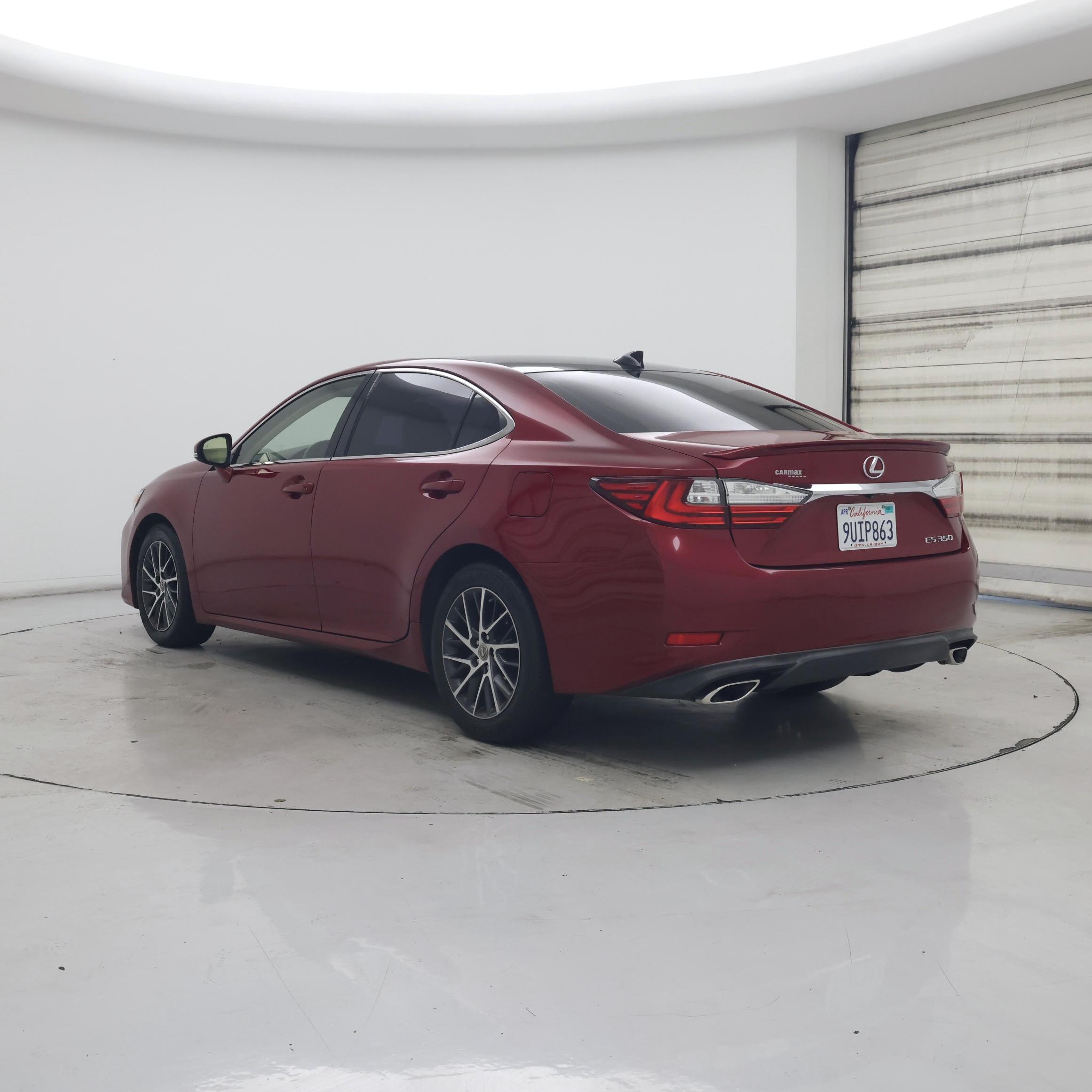 Thumbnail: 2017 Lexus ES - 2