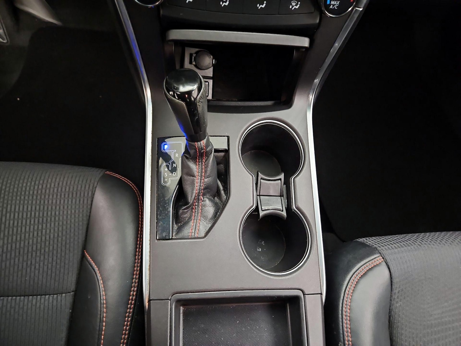2016 Toyota Camry Special Edition - Photo 18