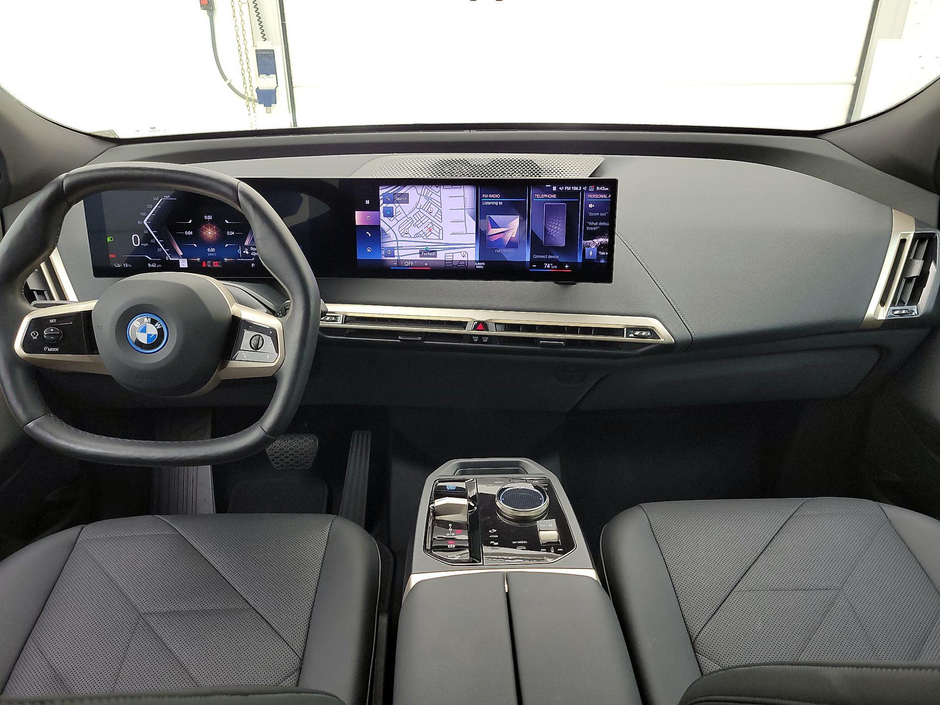 Thumbnail: 2023 BMW iX - 9