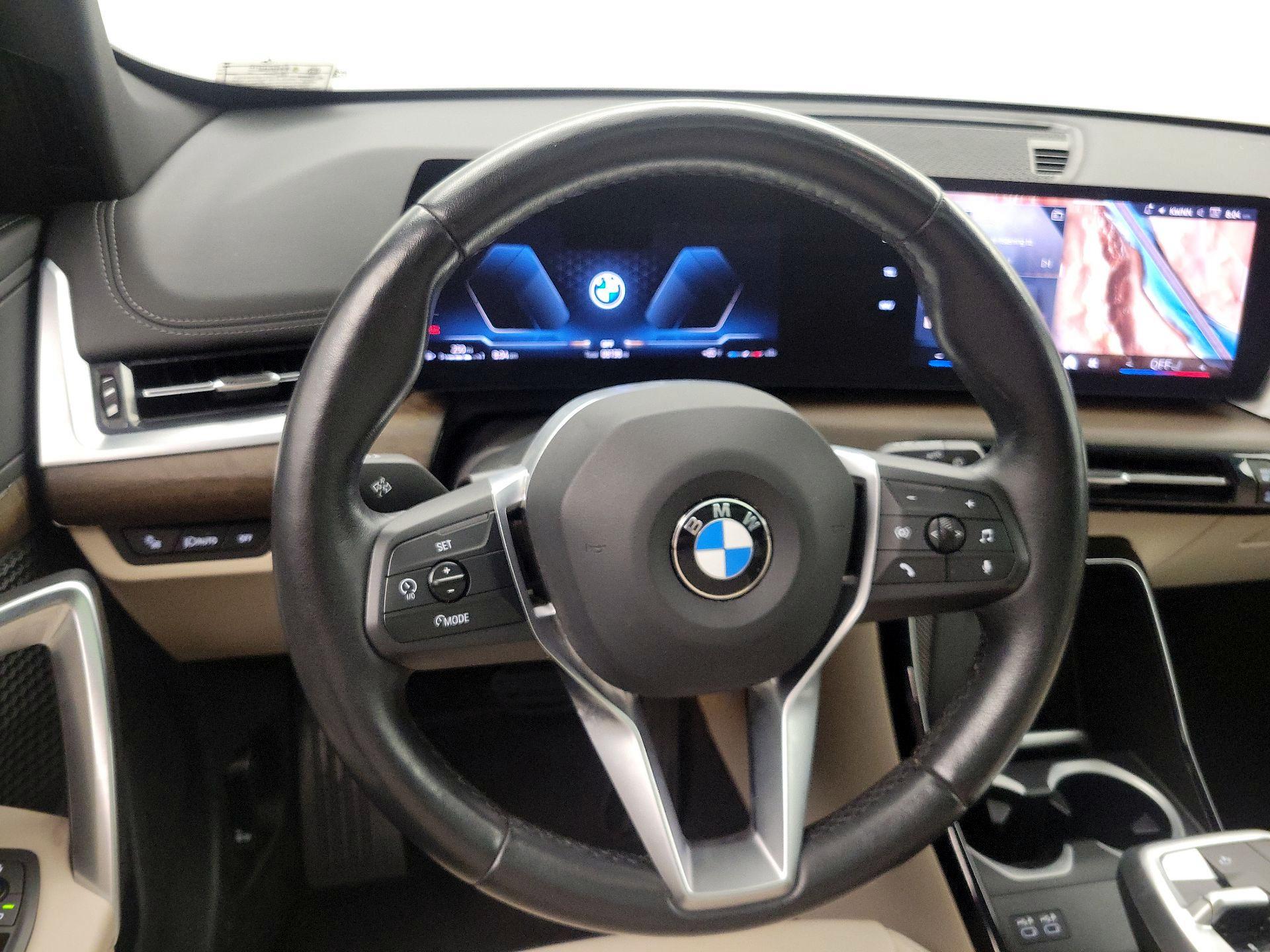 Thumbnail: 2024 BMW X1 - 10
