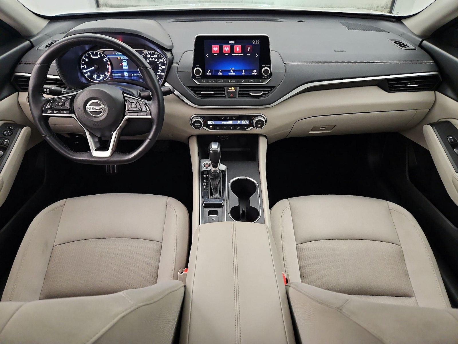 2019 Nissan Altima SV - Photo 10
