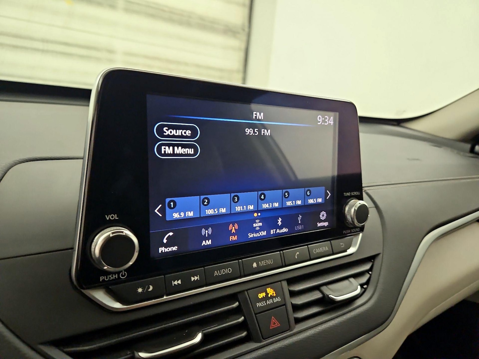 2019 Nissan Altima SV - Photo 16