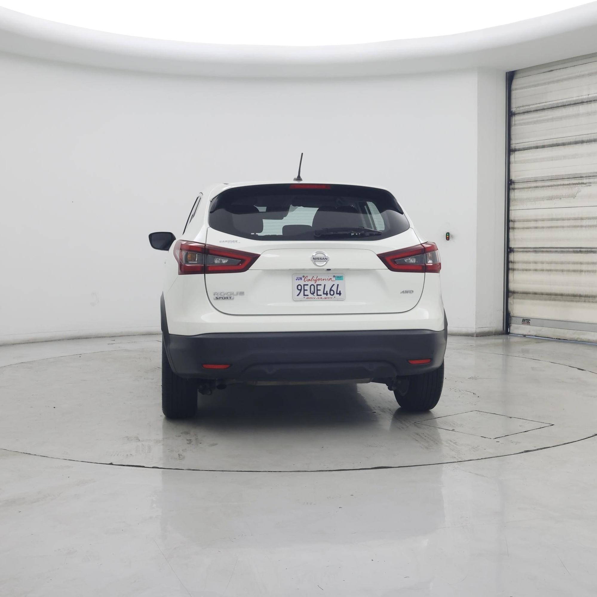 Thumbnail: 2021 Nissan Rogue Sport - 6