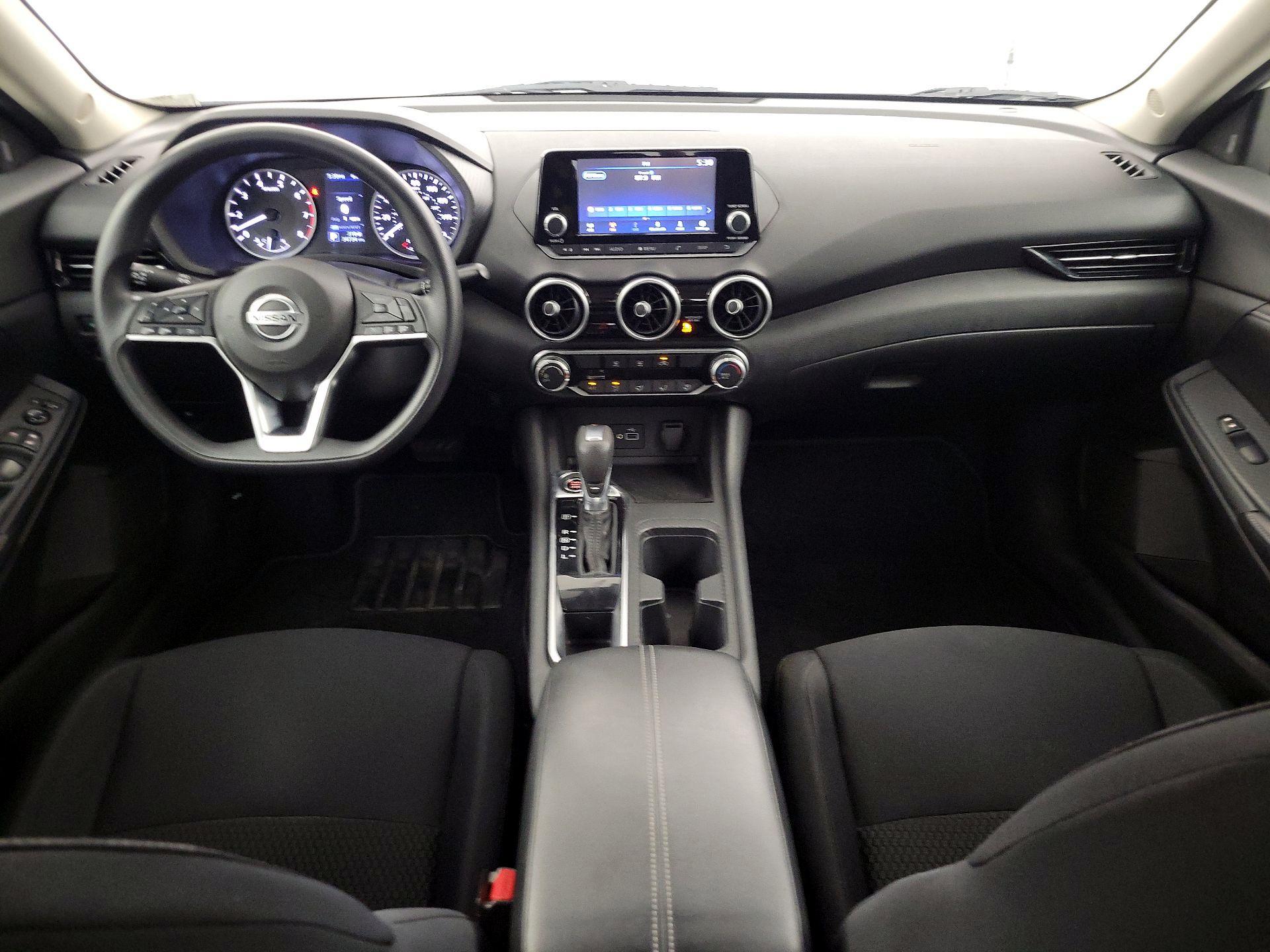 Thumbnail: 2020 Nissan Sentra - 9
