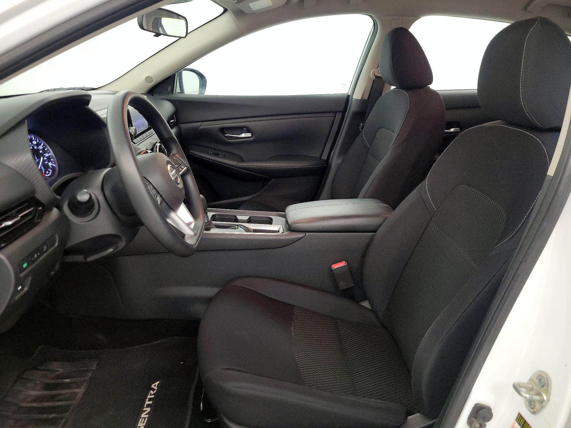 Thumbnail: 2020 Nissan Sentra - 11