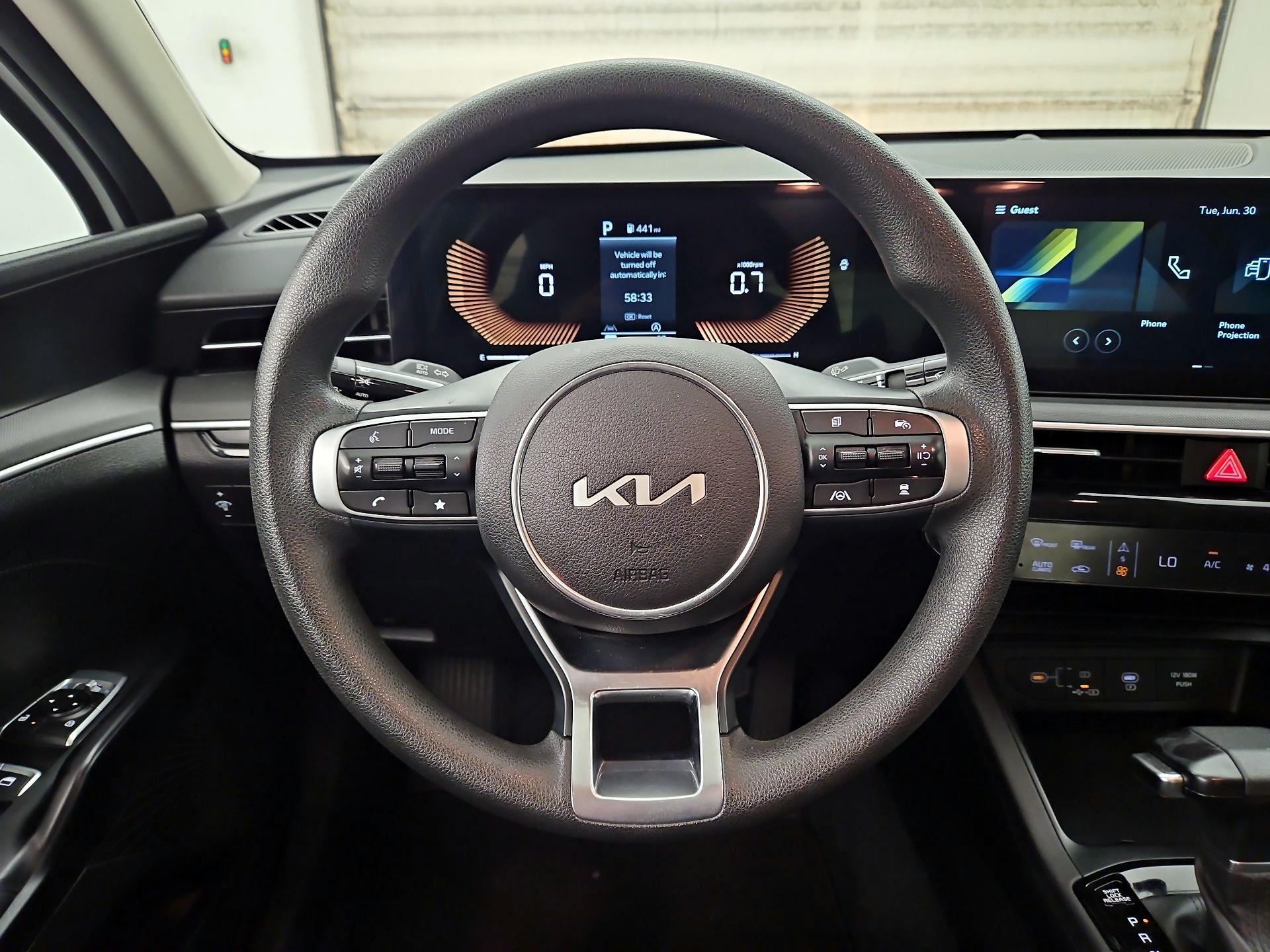Thumbnail: 2025 Kia K5 - 10