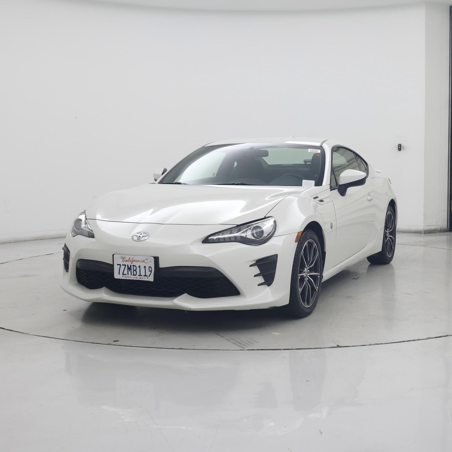 Thumbnail: 2017 Toyota 86 - 4