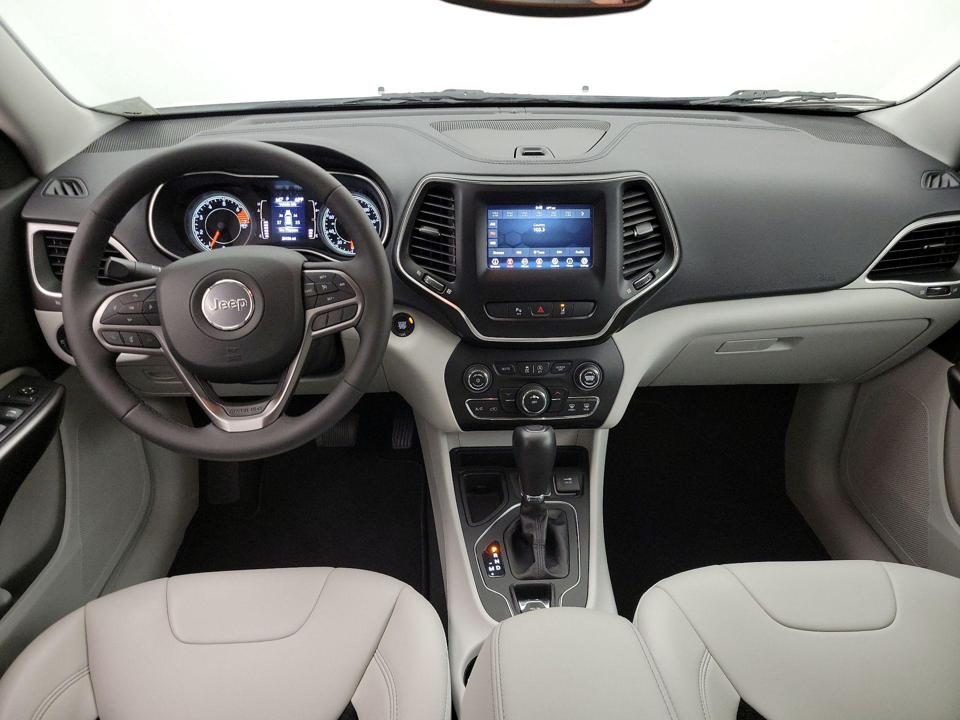 Thumbnail: 2021 Jeep Cherokee - 9