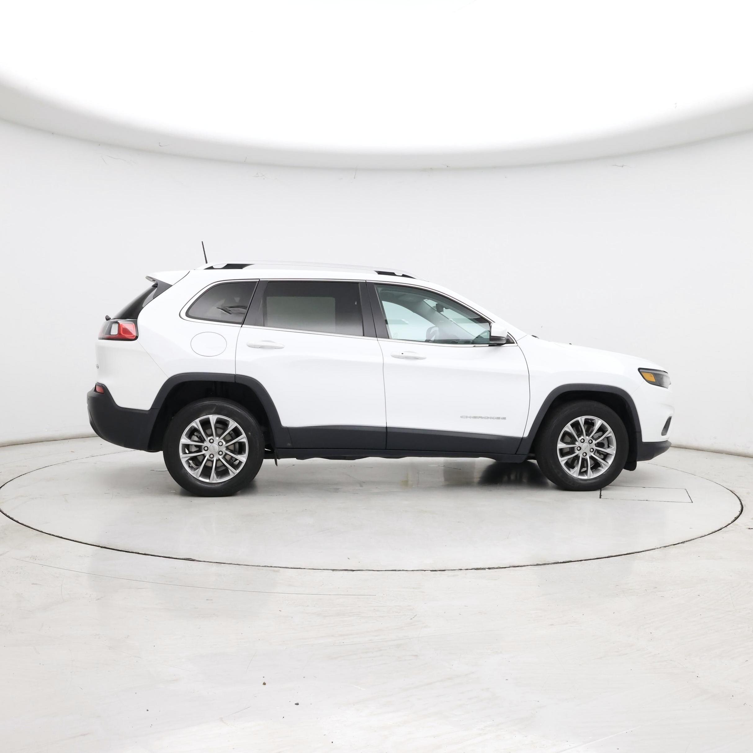 Thumbnail: 2021 Jeep Cherokee - 7