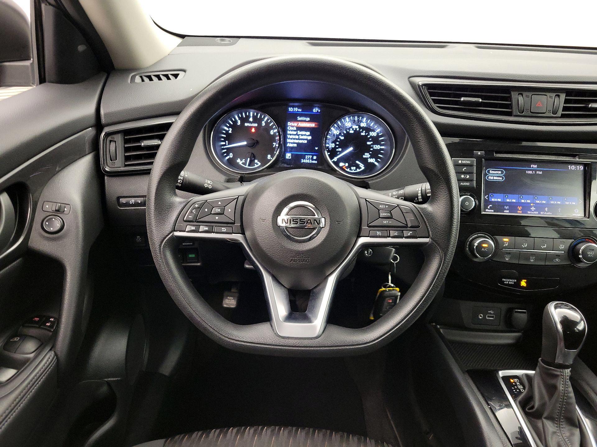 Thumbnail: 2020 Nissan Rogue - 10