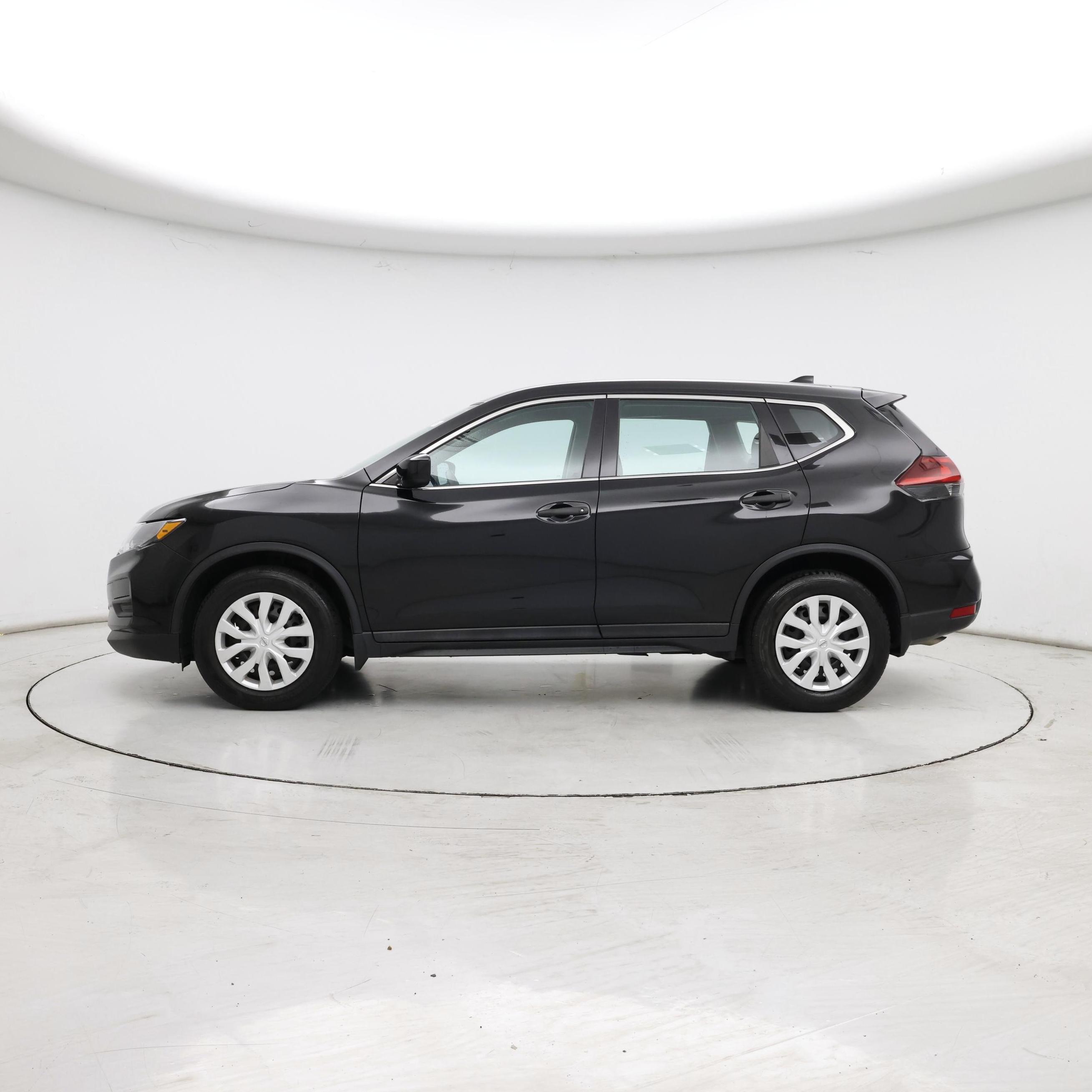Thumbnail: 2020 Nissan Rogue - 3