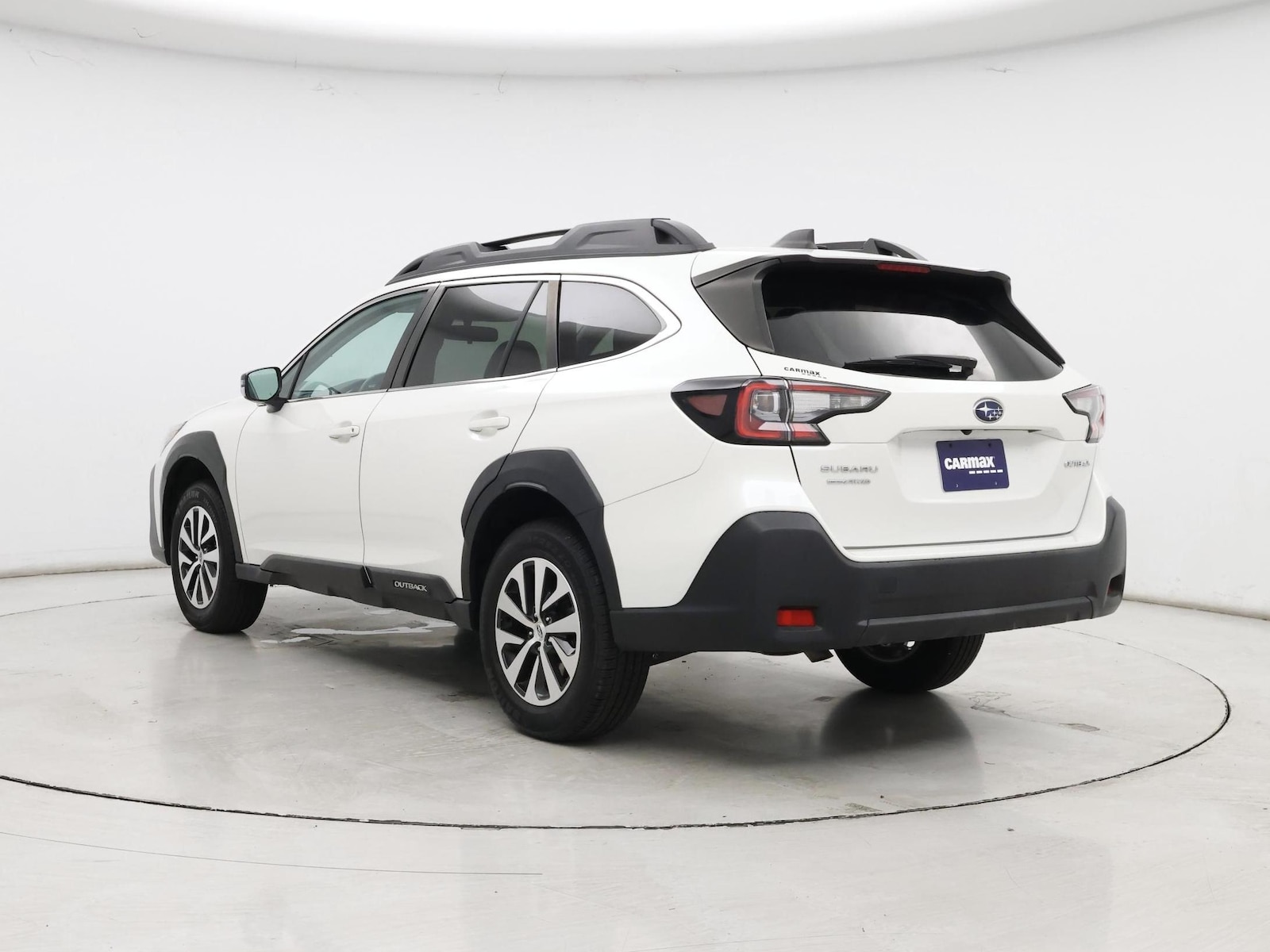 2023 Subaru Outback Premium - Photo 3