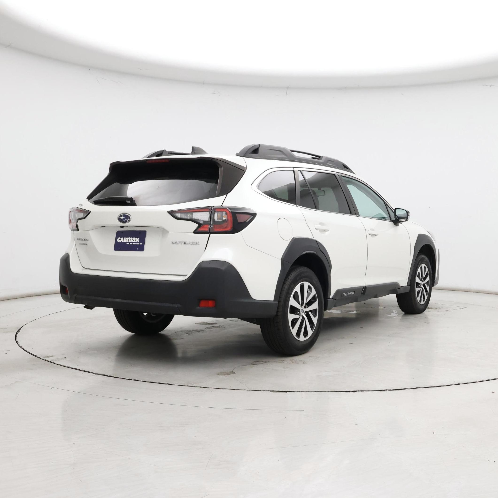 Thumbnail: 2023 Subaru Outback - 8