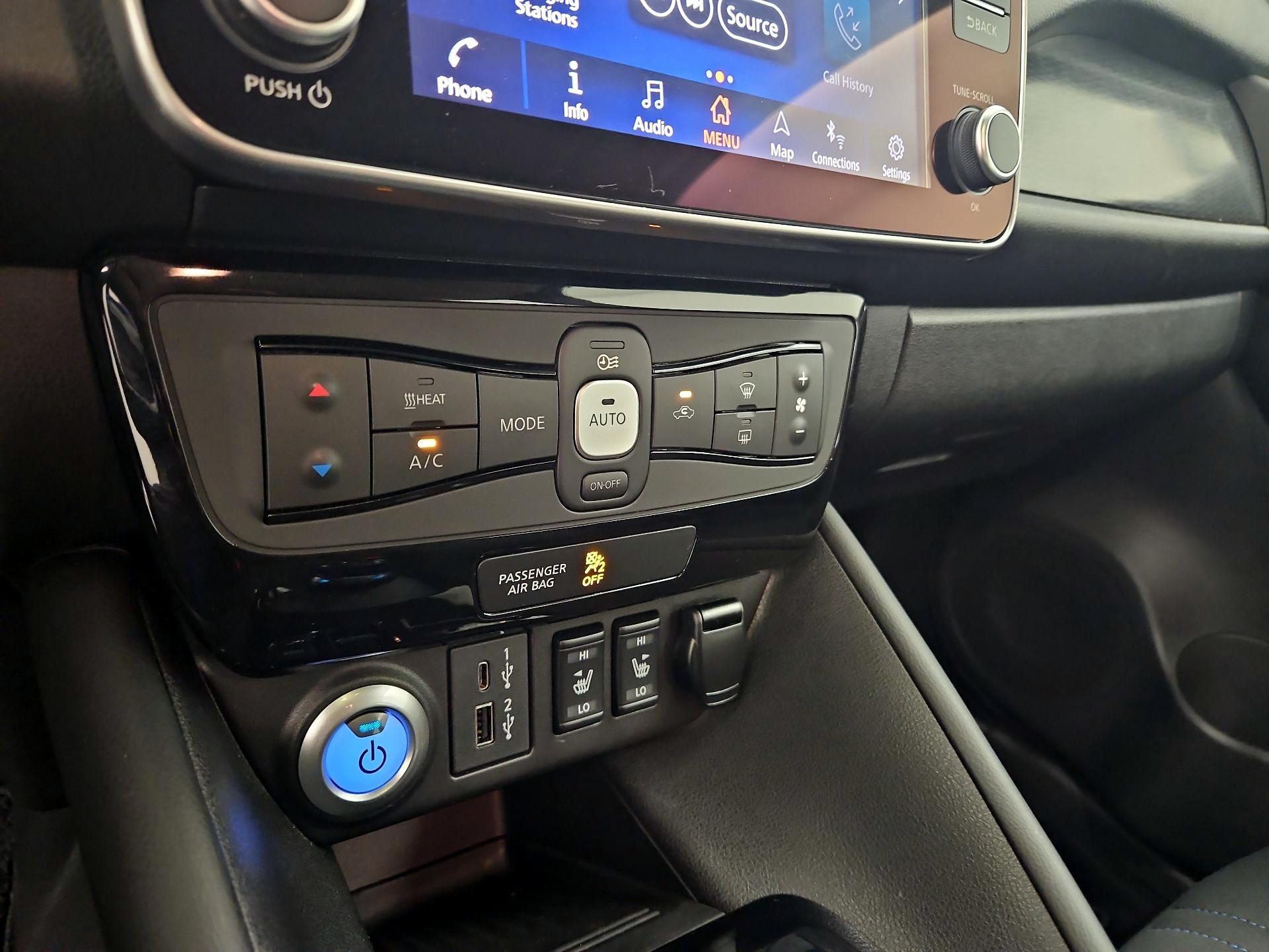 Thumbnail: 2023 Nissan Leaf - 17