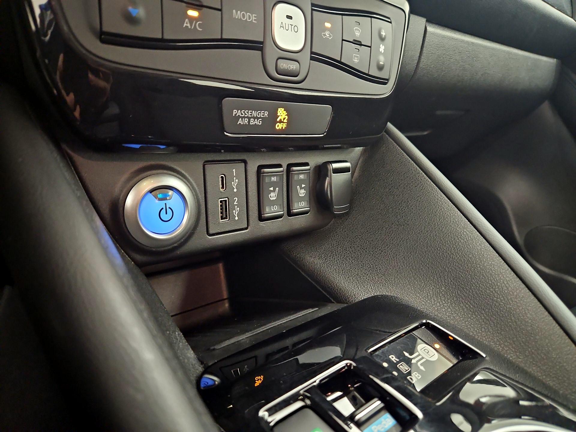 Thumbnail: 2023 Nissan Leaf - 19