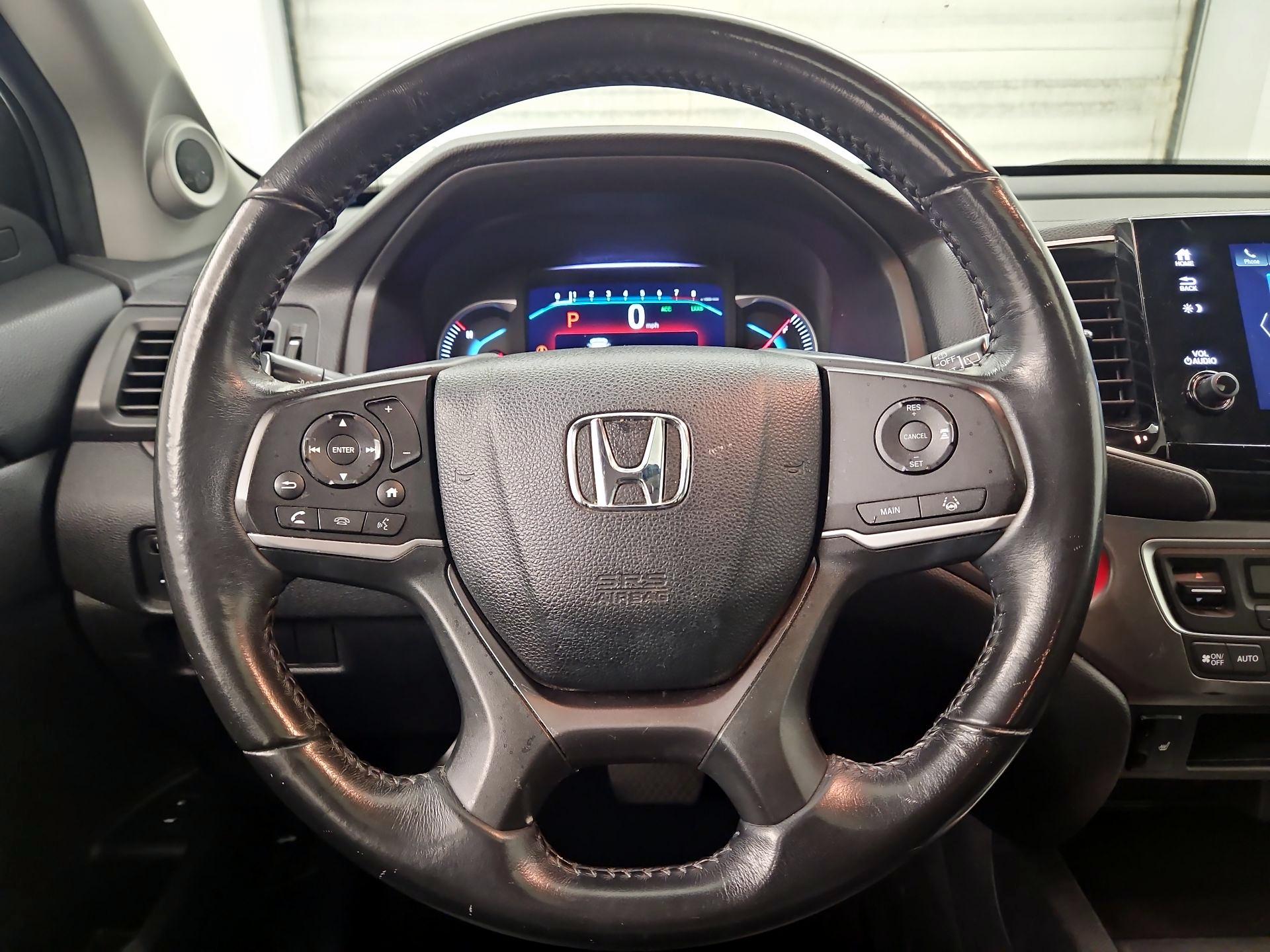 Thumbnail: 2019 Honda Pilot - 10