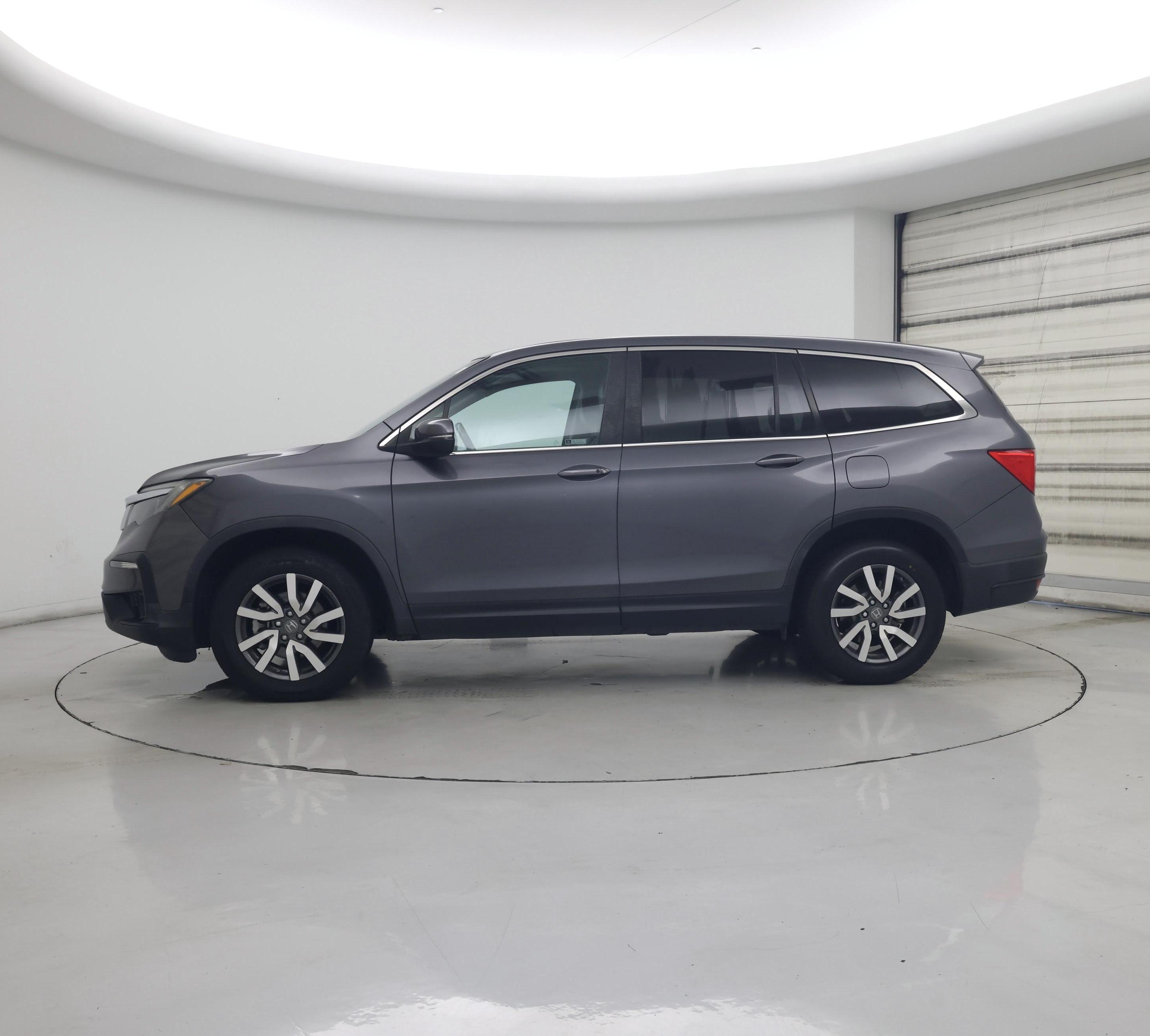 Thumbnail: 2019 Honda Pilot - 3