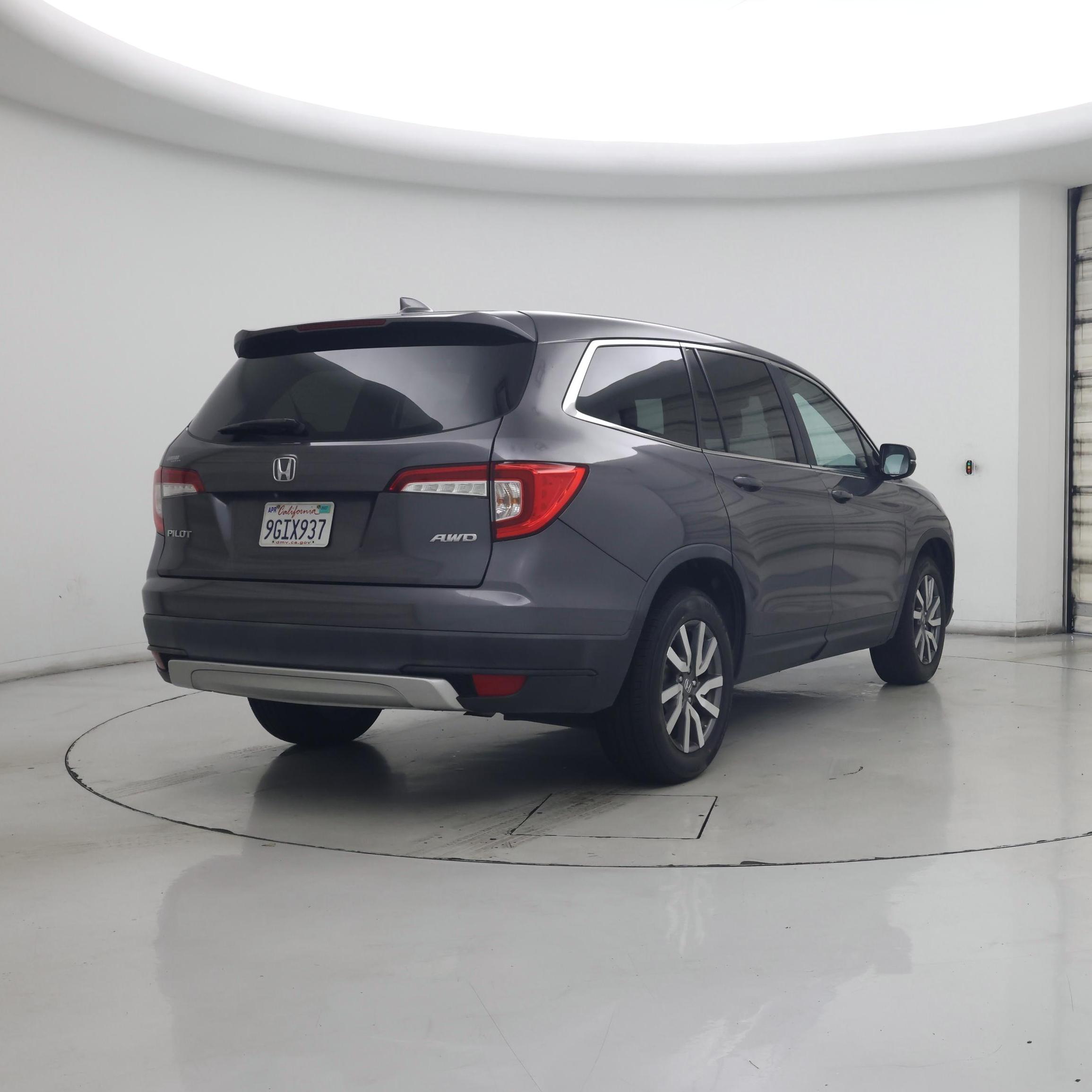 Thumbnail: 2019 Honda Pilot - 8