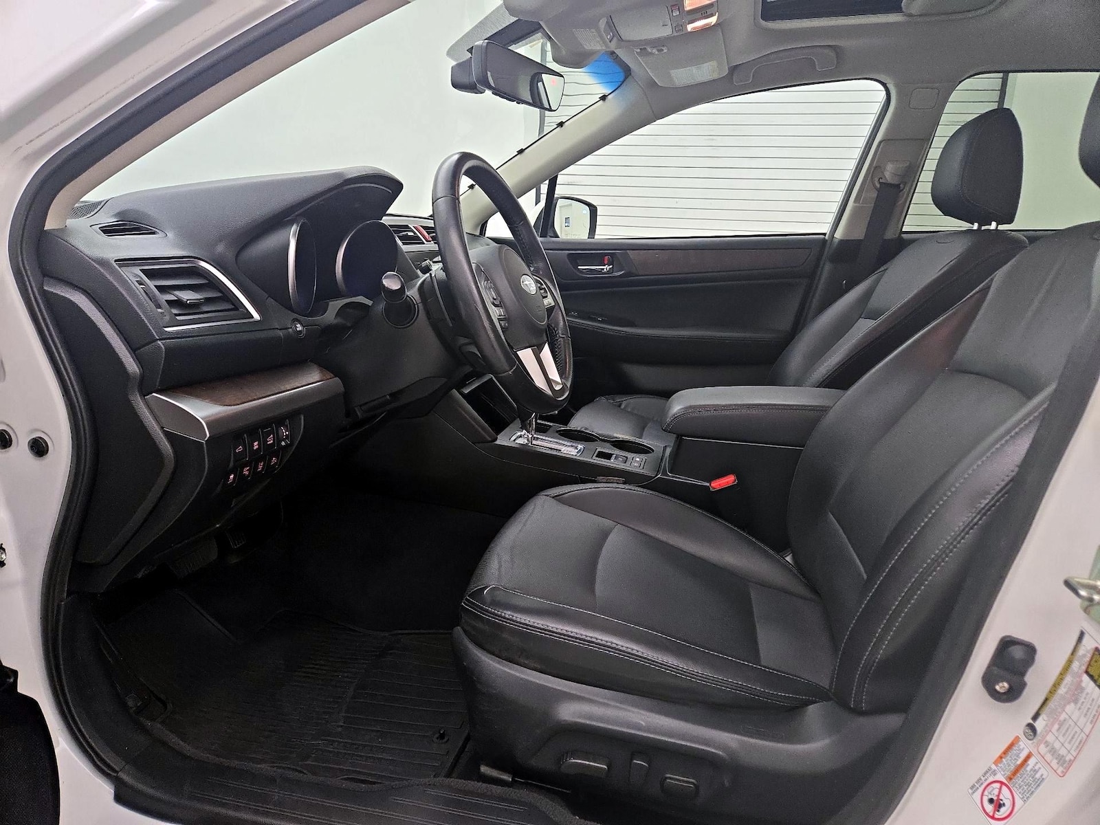 2017 Subaru Outback Limited - Photo 12