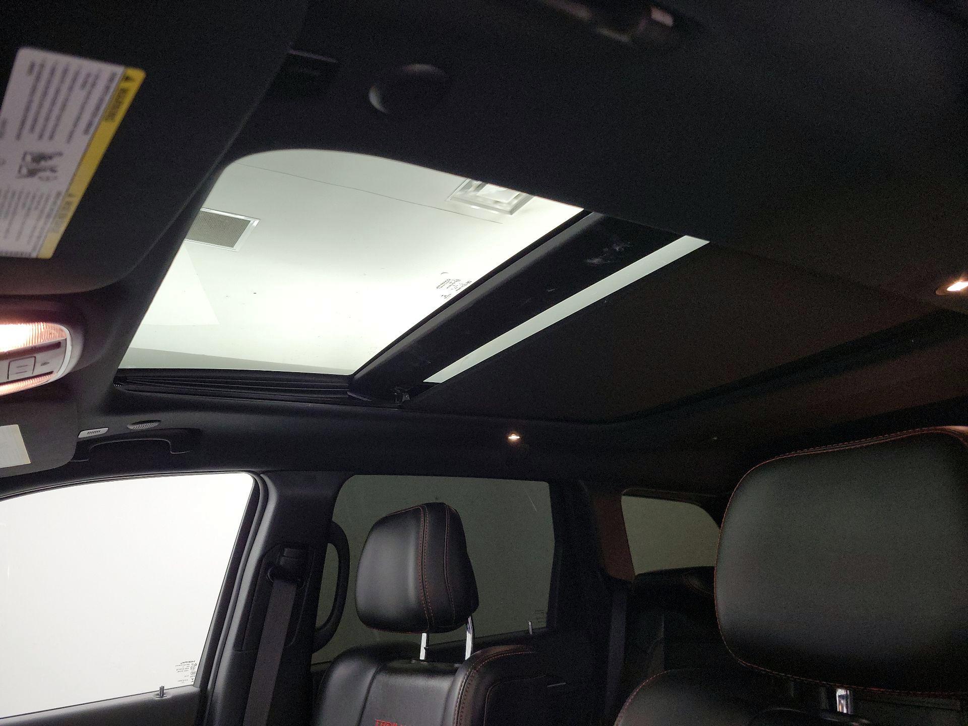 Thumbnail: 2021 Jeep Grand Cherokee - 19