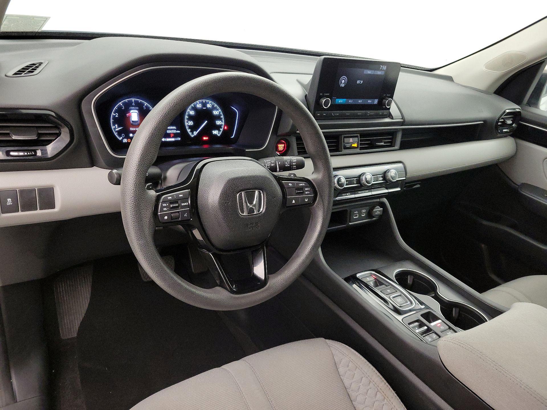 Thumbnail: 2023 Honda Pilot - 9