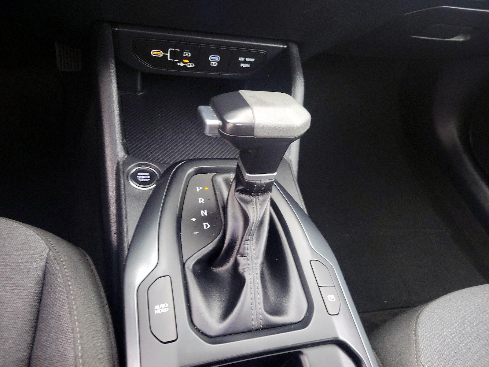 2025 Kia K4 LXS - Photo 18