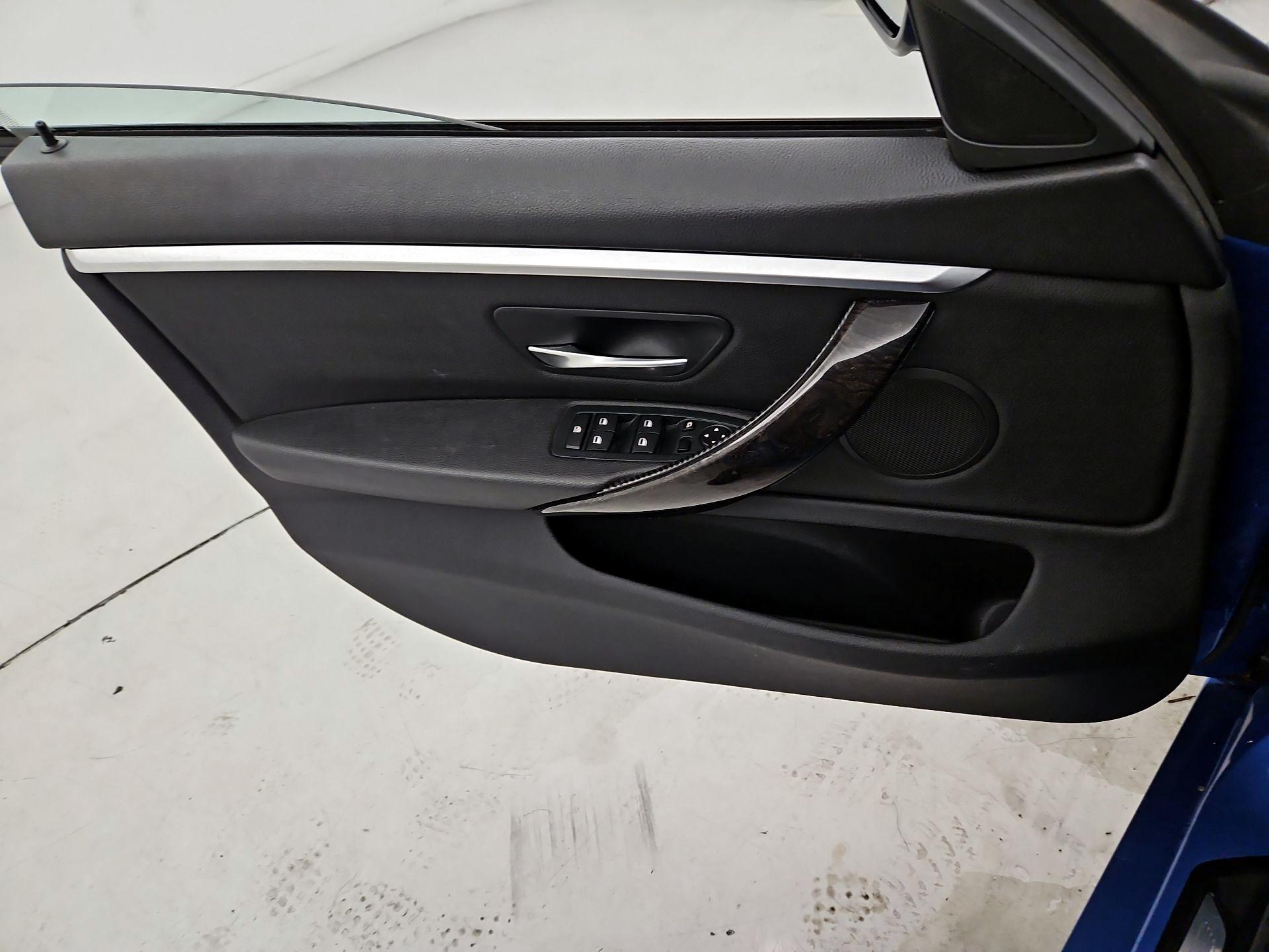 Thumbnail: 2017 BMW 4 Series - 12