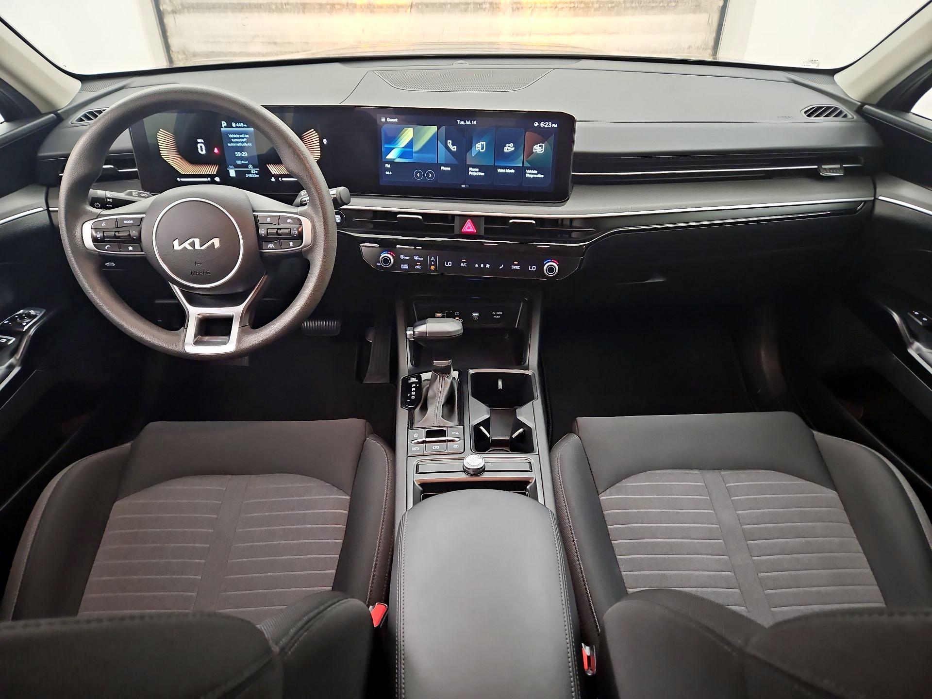 Thumbnail: 2025 Kia K5 - 9