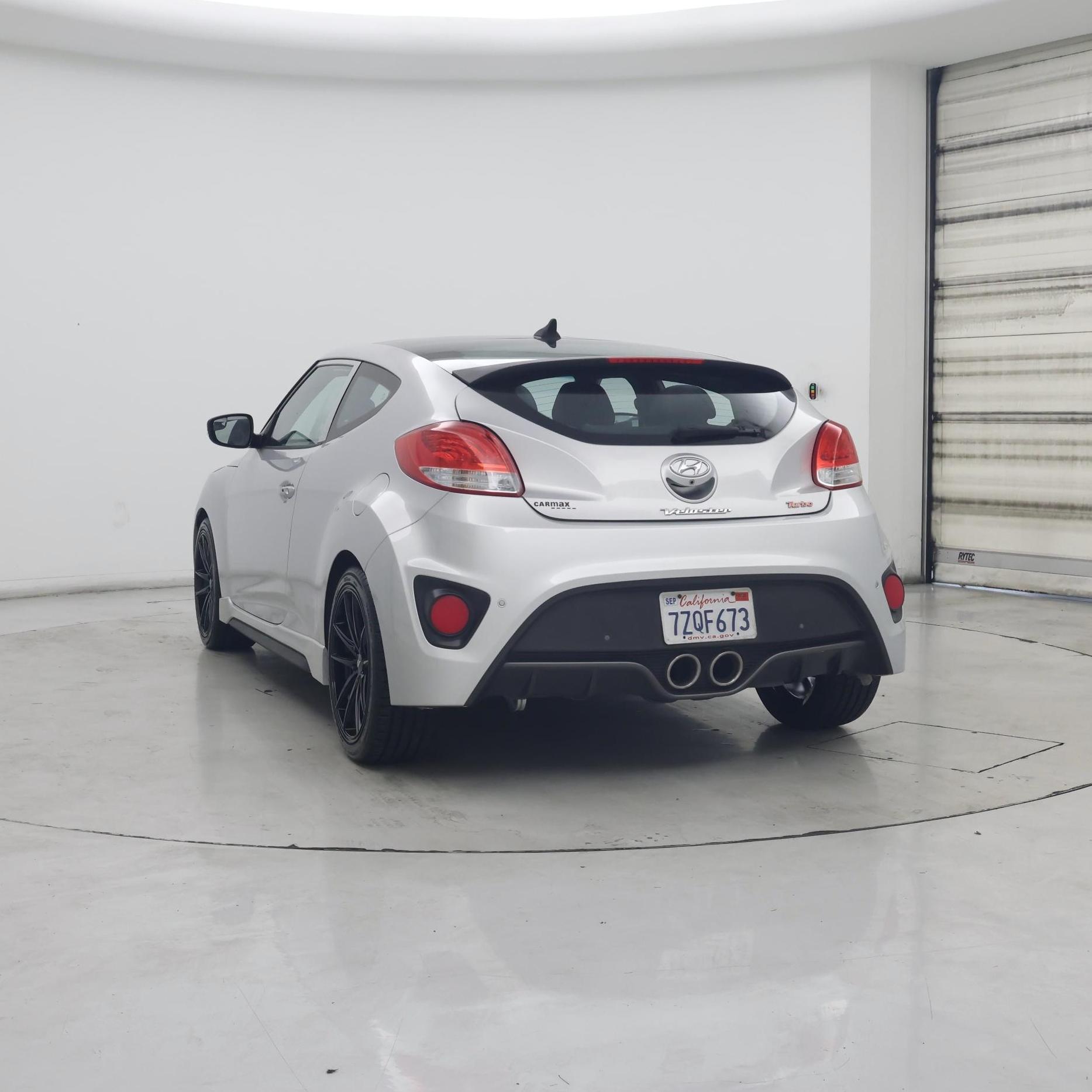 Thumbnail: 2016 Hyundai Veloster - 2