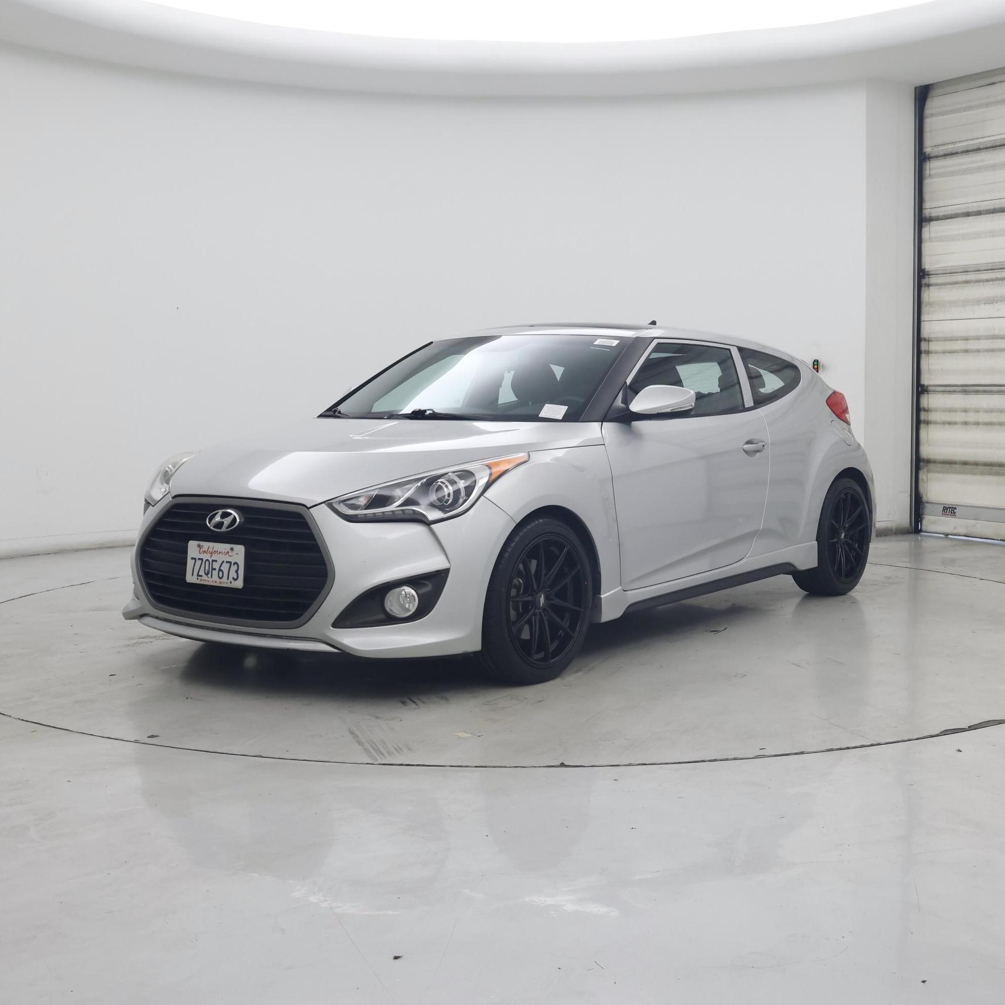 Thumbnail: 2016 Hyundai Veloster - 4