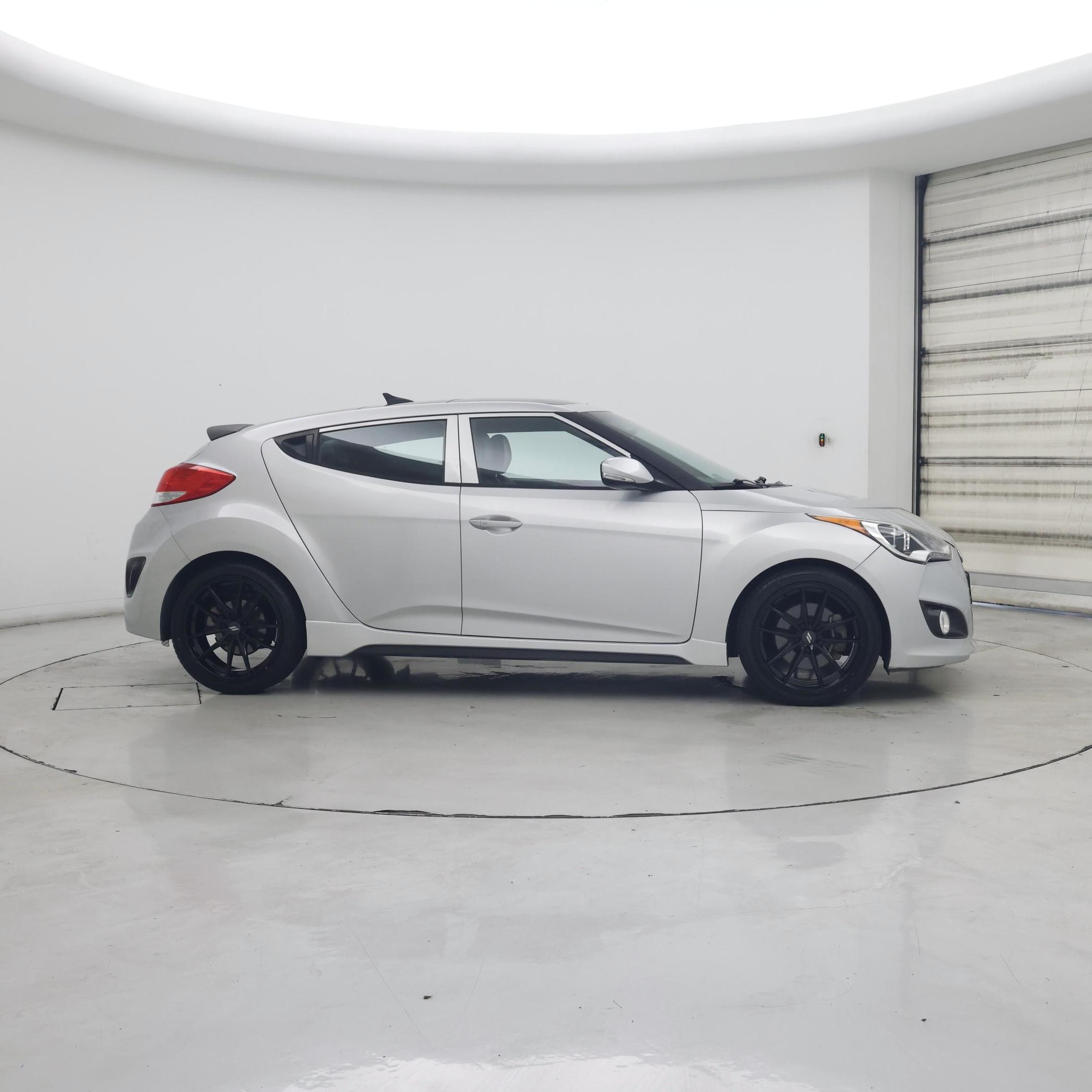 Thumbnail: 2016 Hyundai Veloster - 7