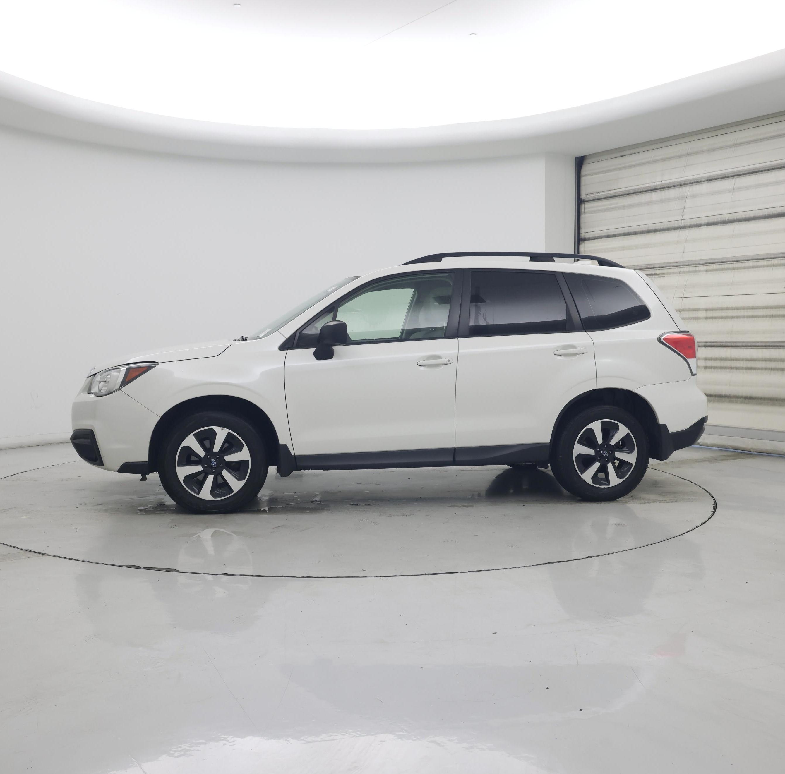 Thumbnail: 2017 Subaru Forester - 3