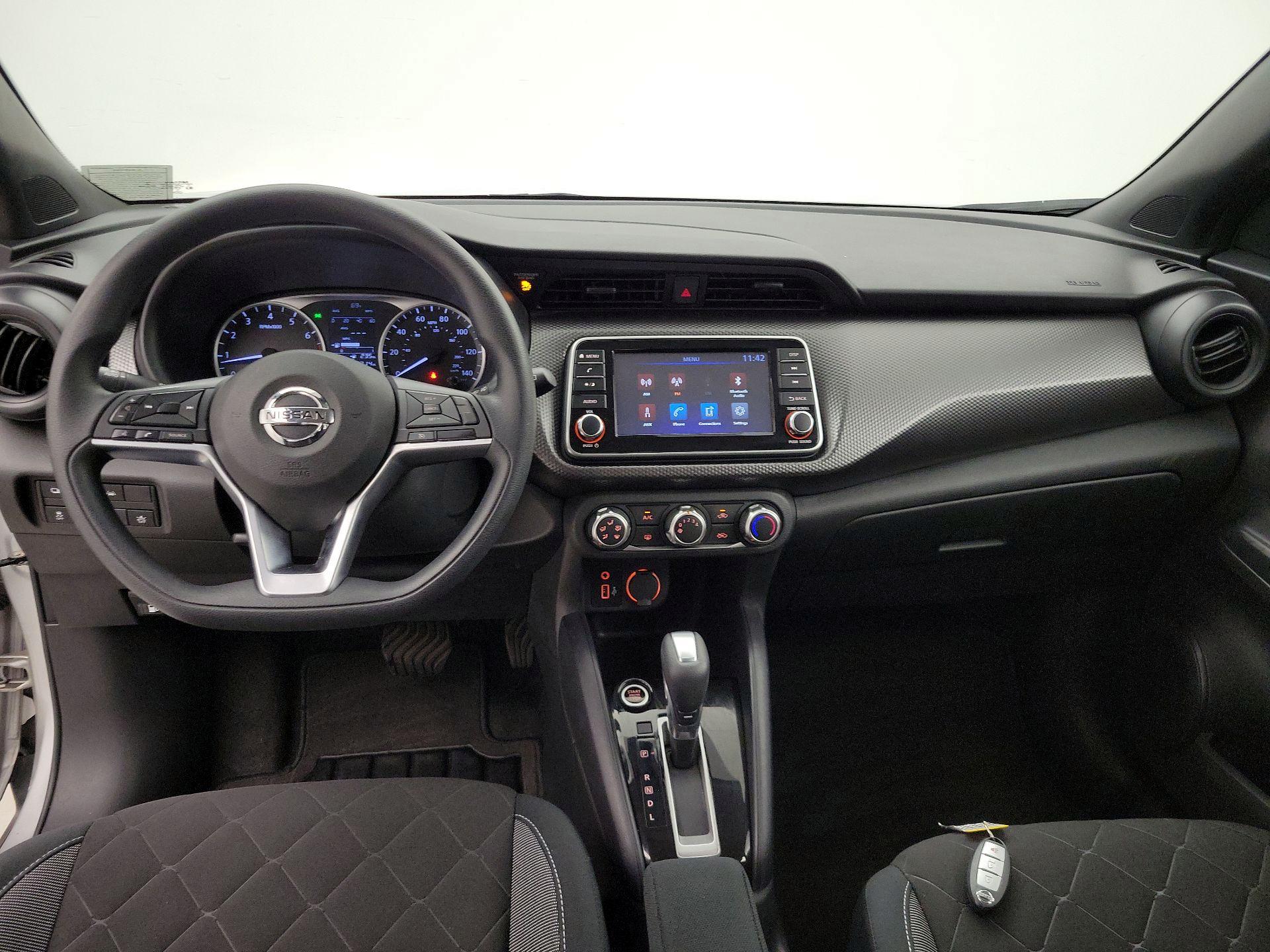 Thumbnail: 2020 Nissan Kicks - 9